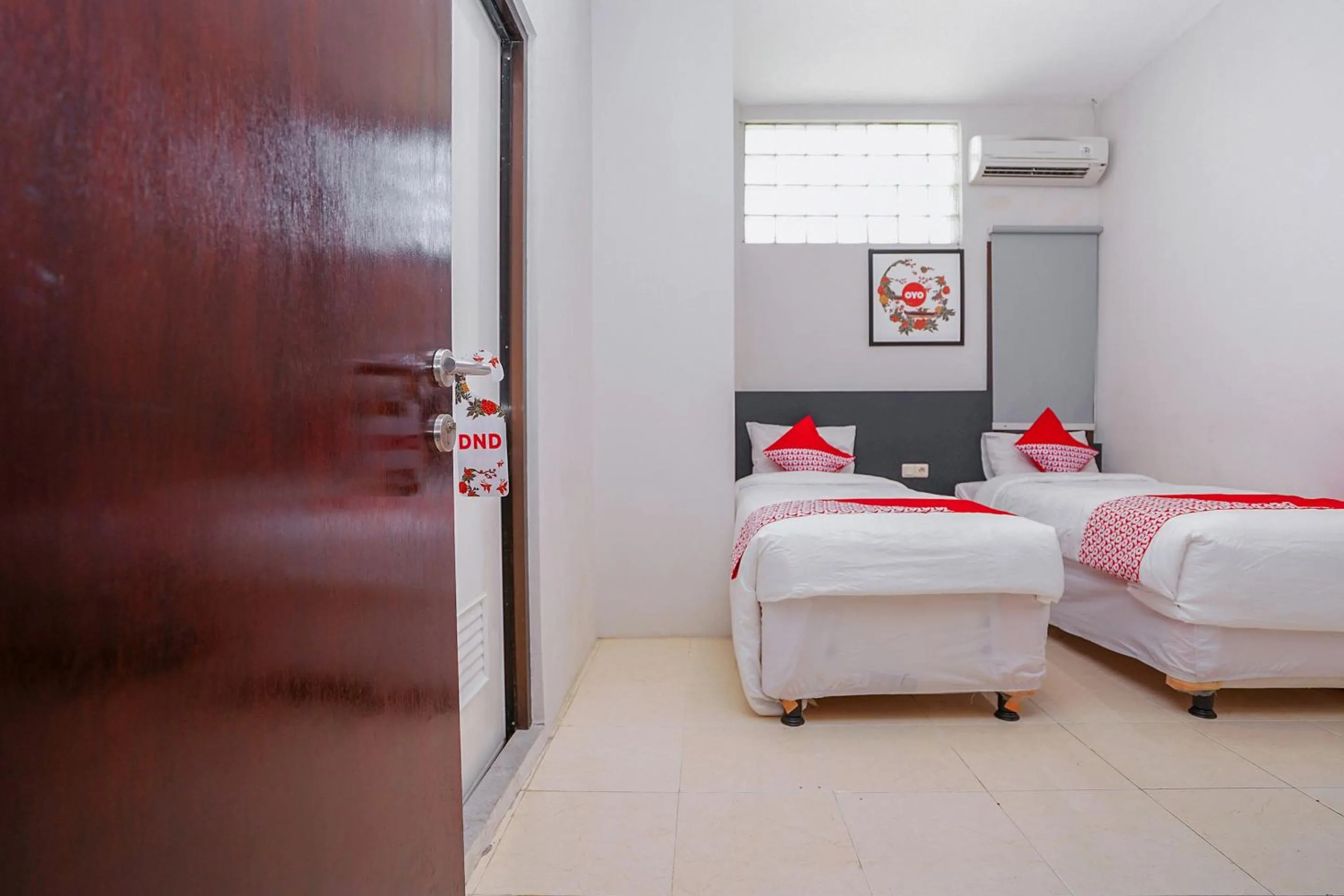 Delxue Twin Room in Super OYO Capital O 1086 '2oscar