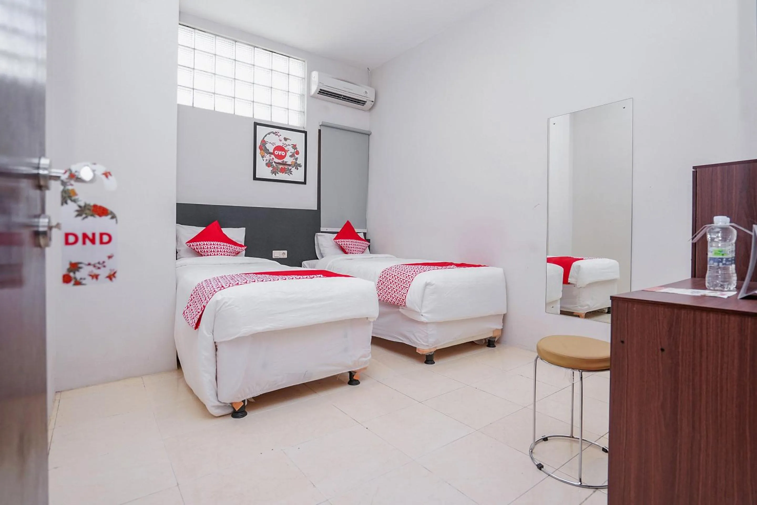 Bedroom, Bed in Super OYO Capital O 1086 '2oscar