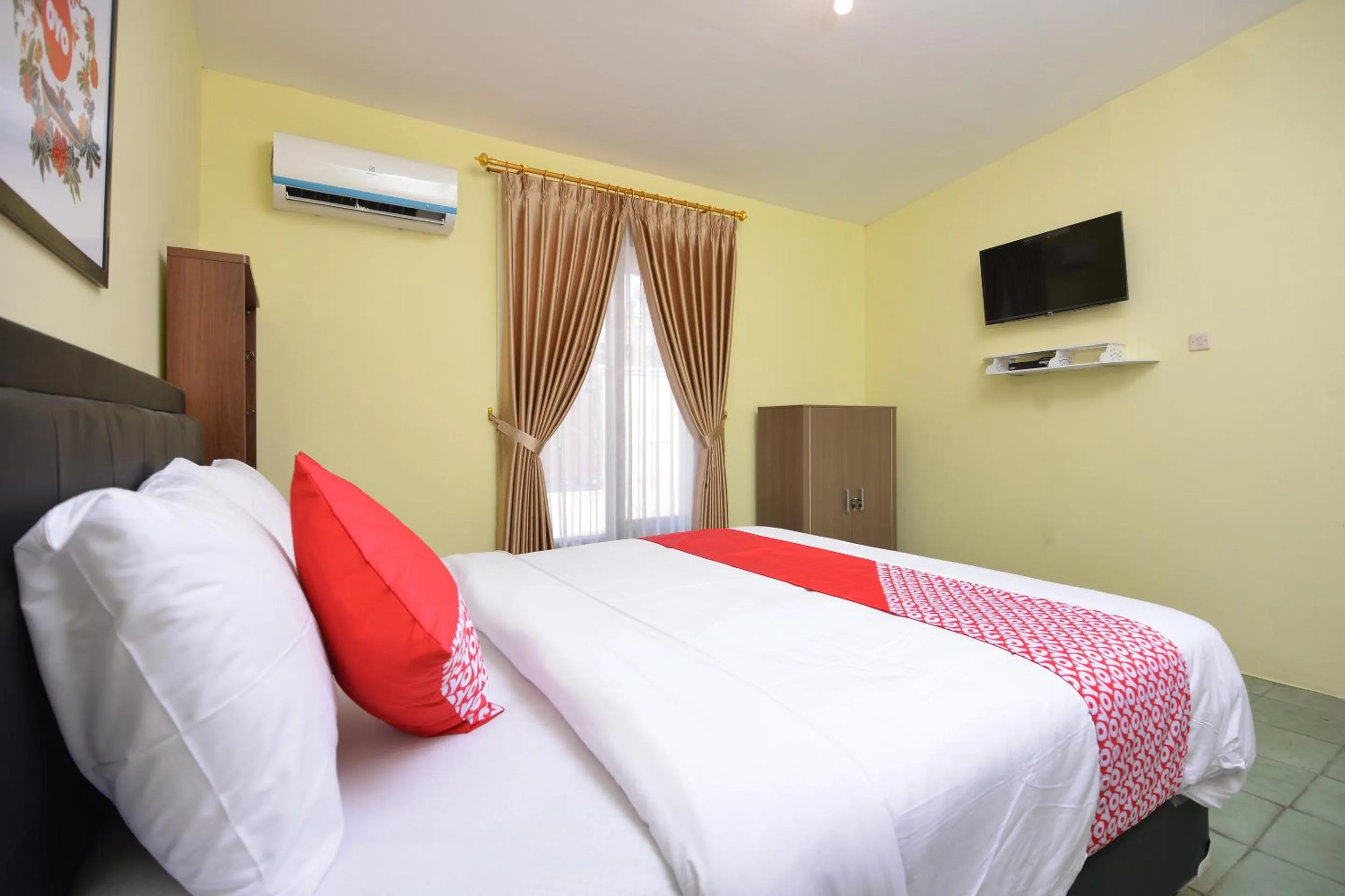 Bedroom in Super OYO 1046 Omah Pathok