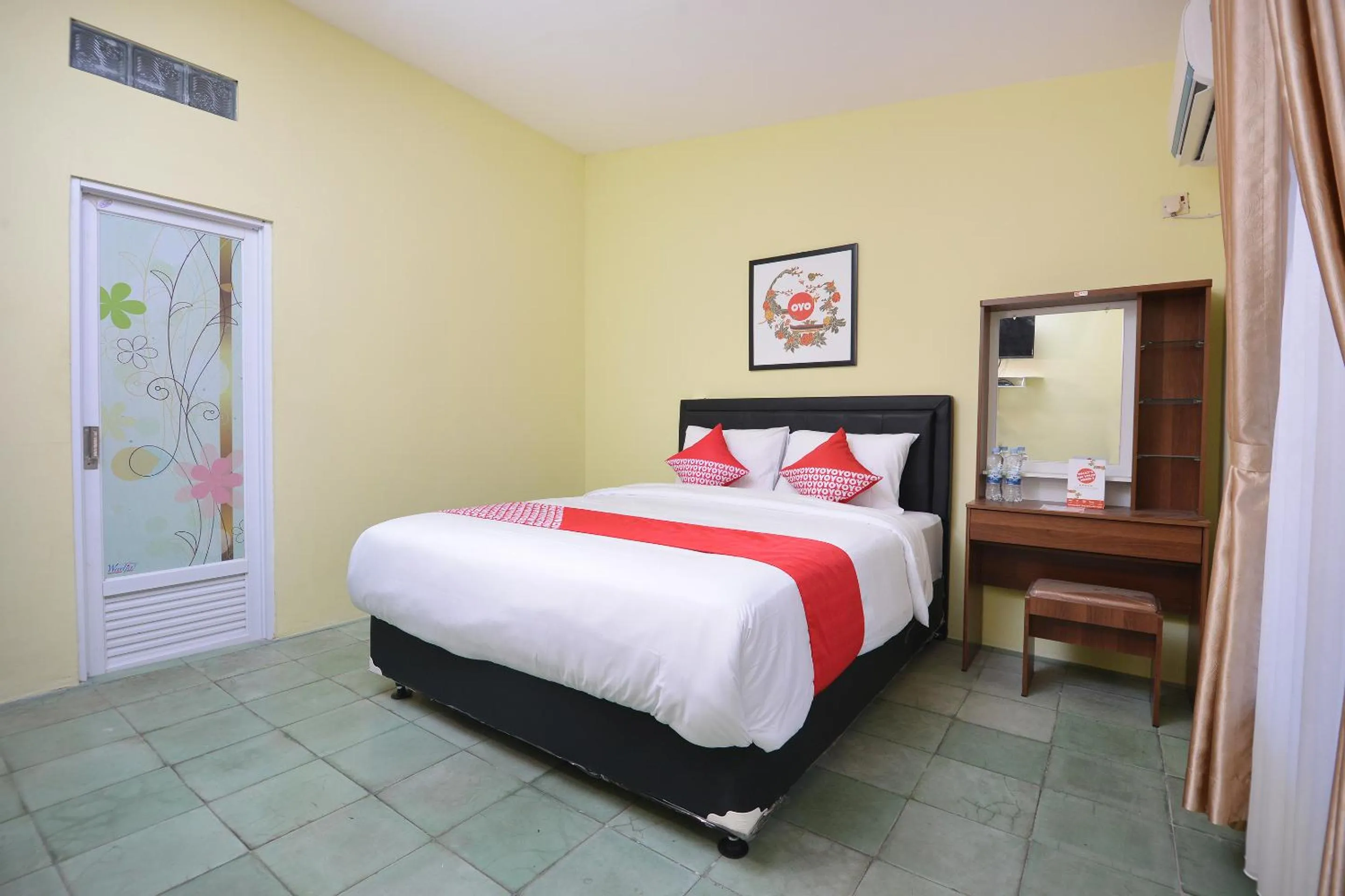 Bedroom in Super OYO 1046 Omah Pathok