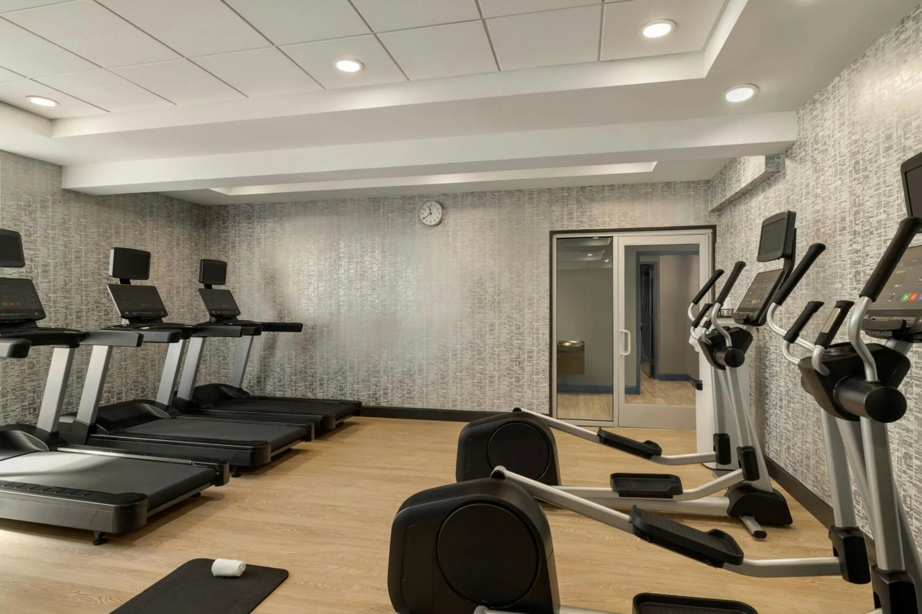 Fitness centre/facilities in Courtyard by Marriott San Francisco Union Square