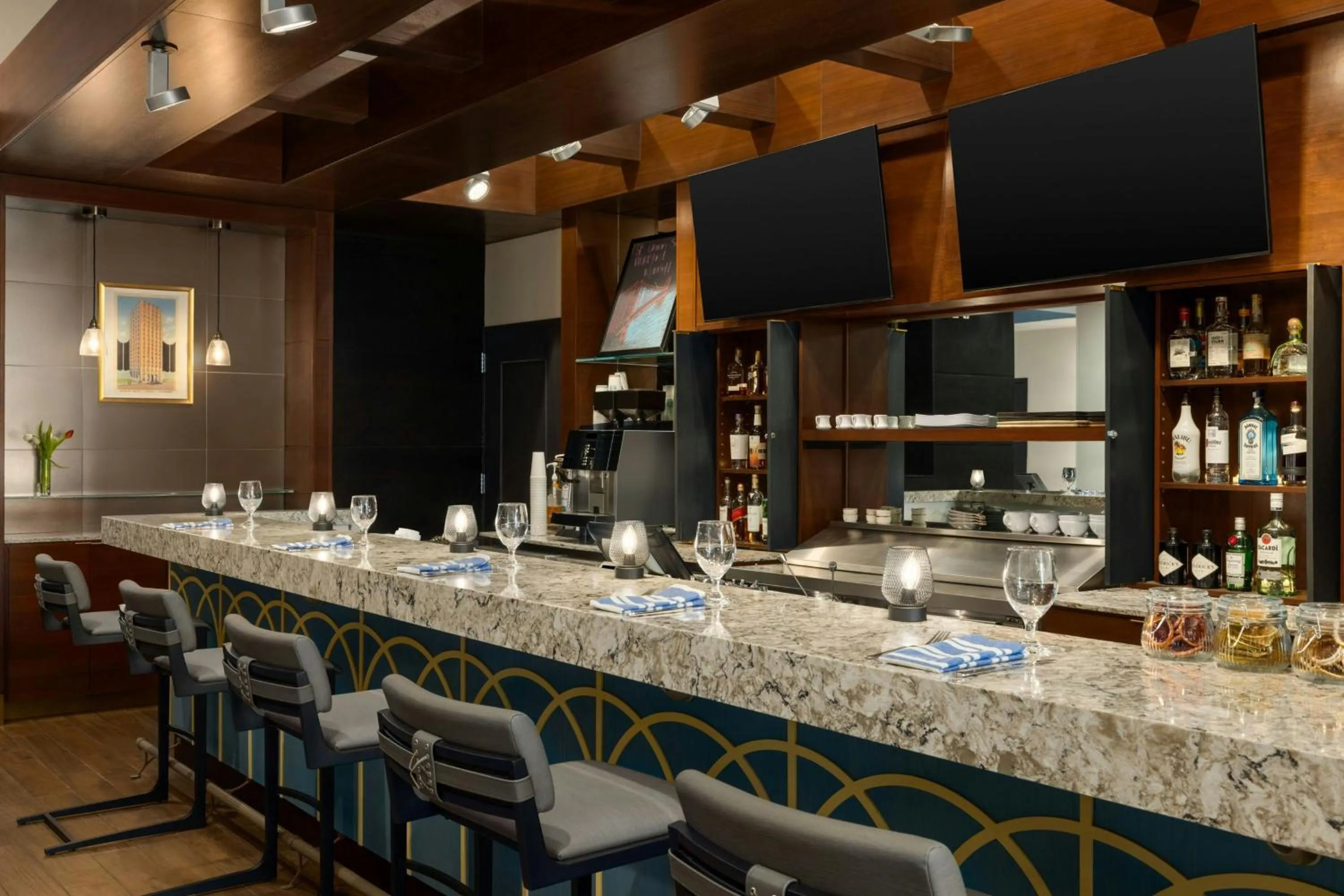 Restaurant/places to eat in Courtyard by Marriott San Francisco Union Square