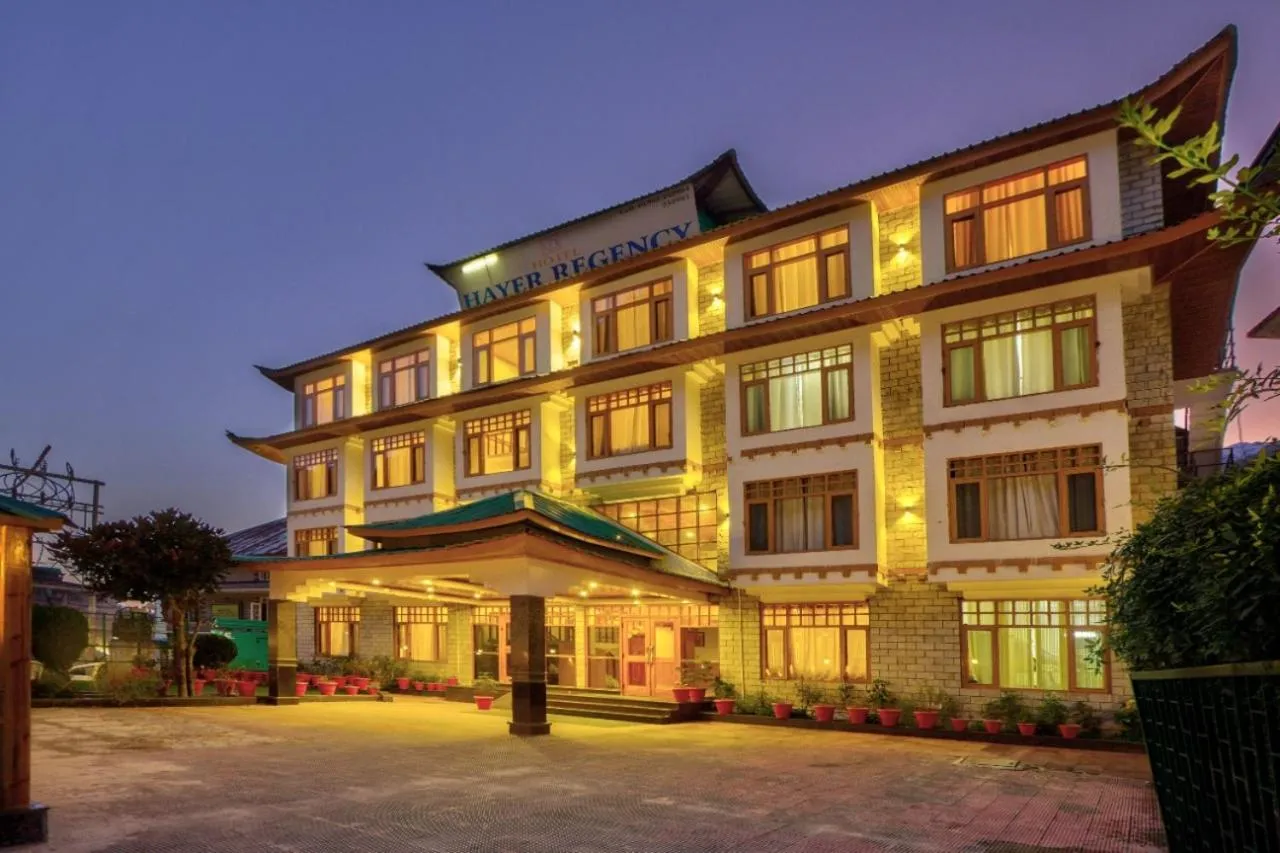 Property building in Hotel Hayer Regency