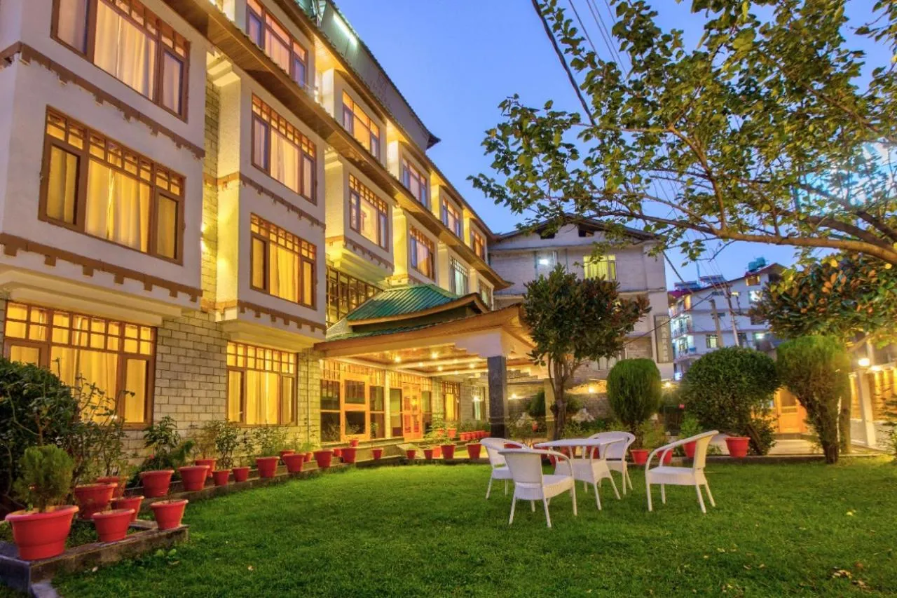 Garden view in Hotel Hayer Regency