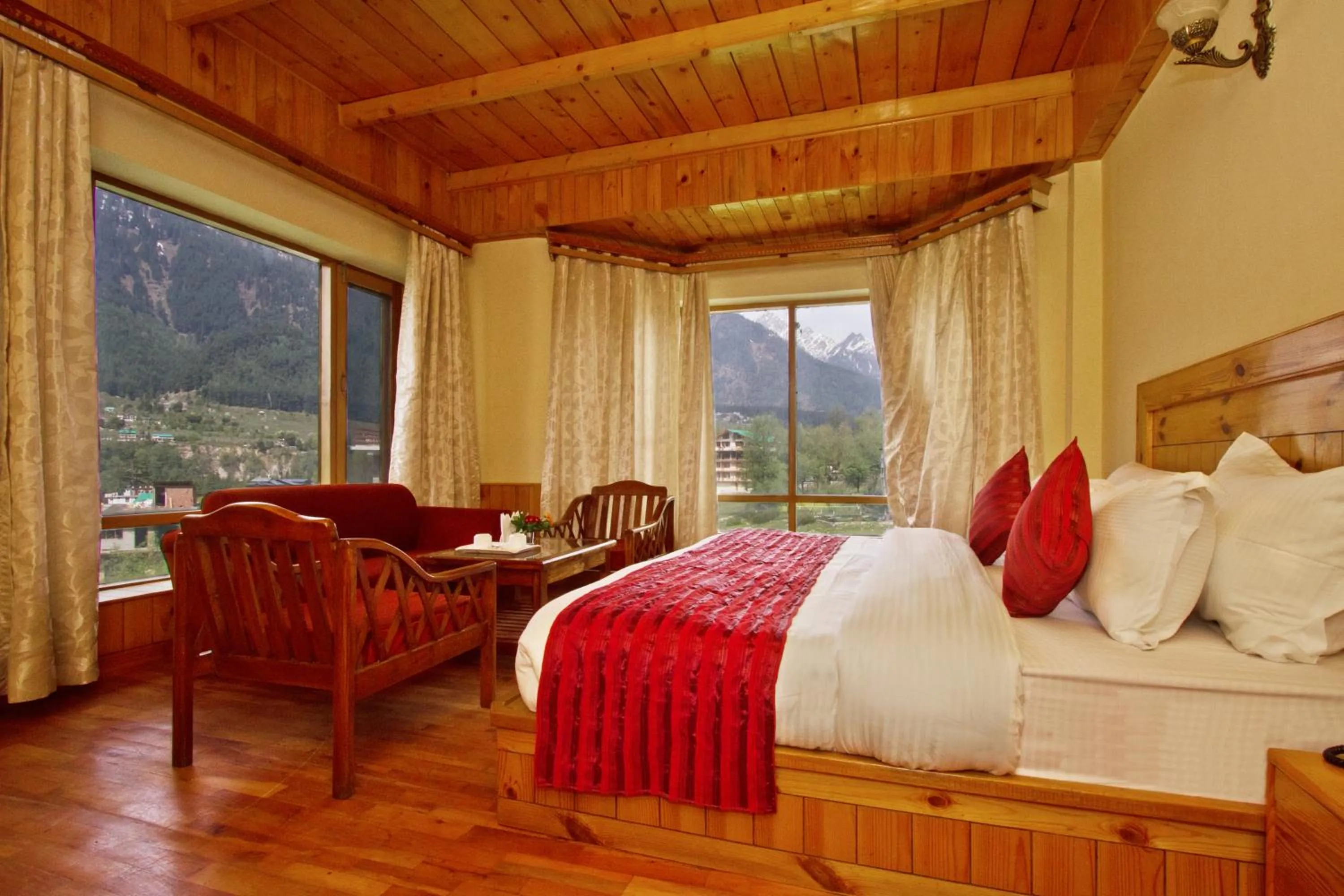 Bed in Hotel Hayer Regency