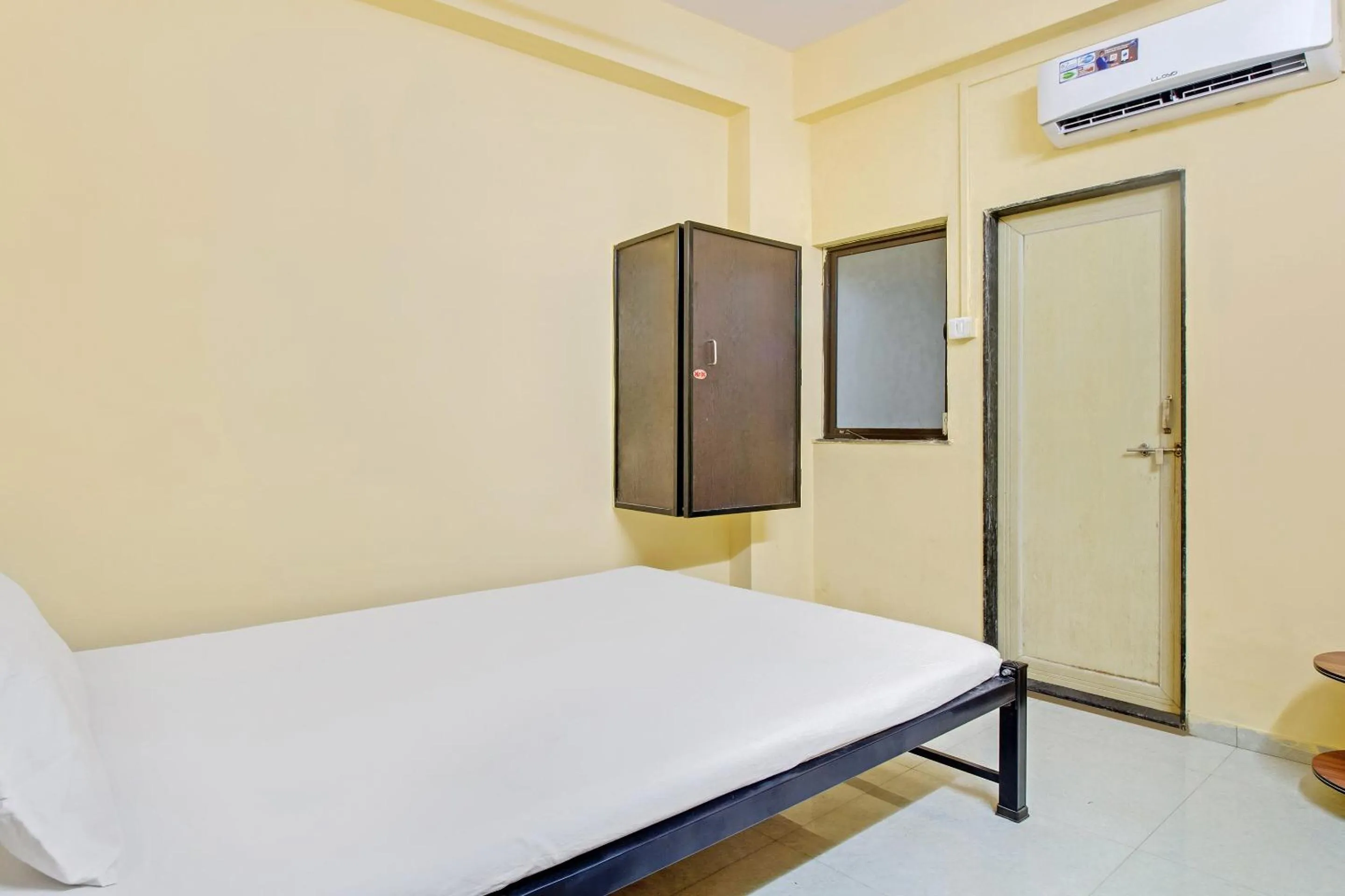 Bedroom in SPOT ON Sahara Yatri Niwas
