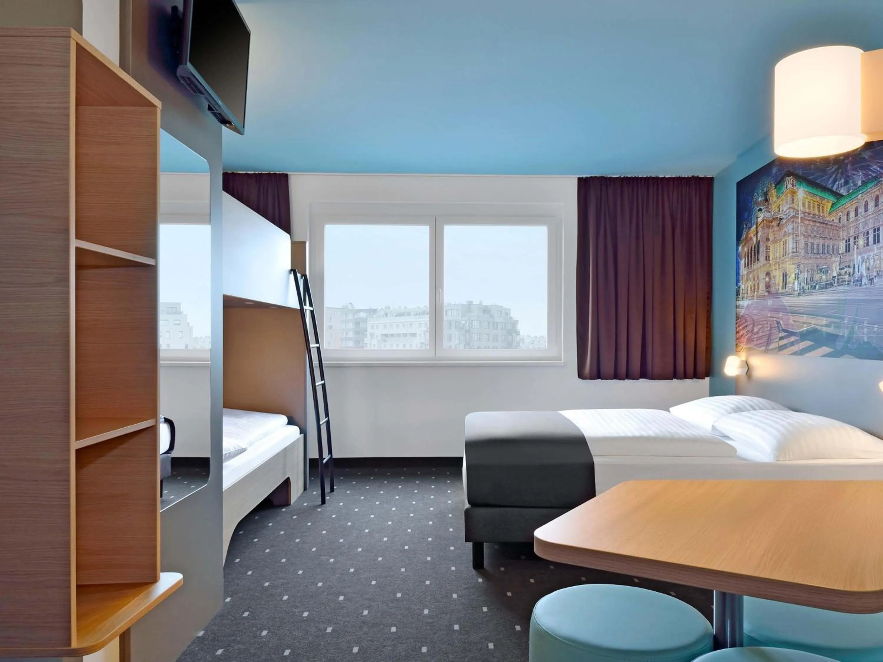 Photo of the whole room, Bed in B&B Hotel Wien-Hbf