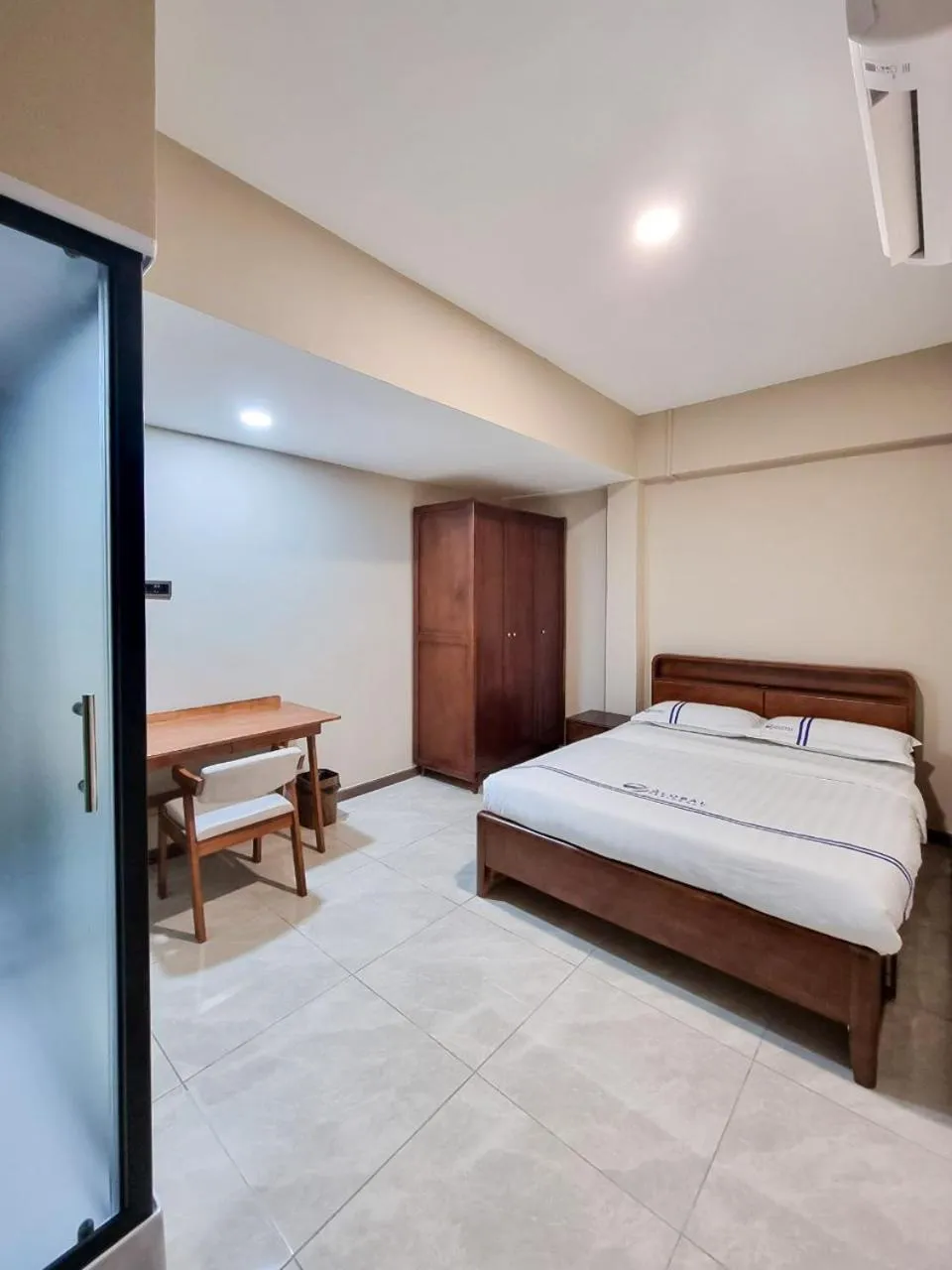 Bedroom, Bed in Global Residency