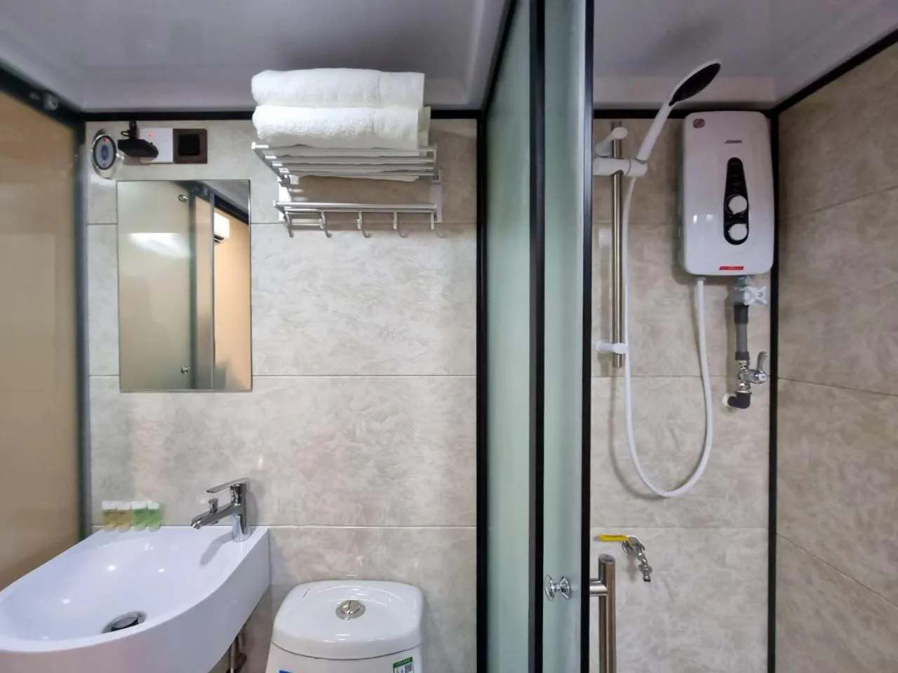 Bathroom in Global Residency