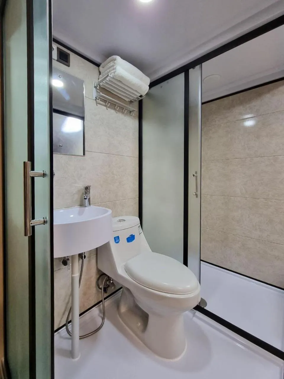 Bathroom in Global Residency