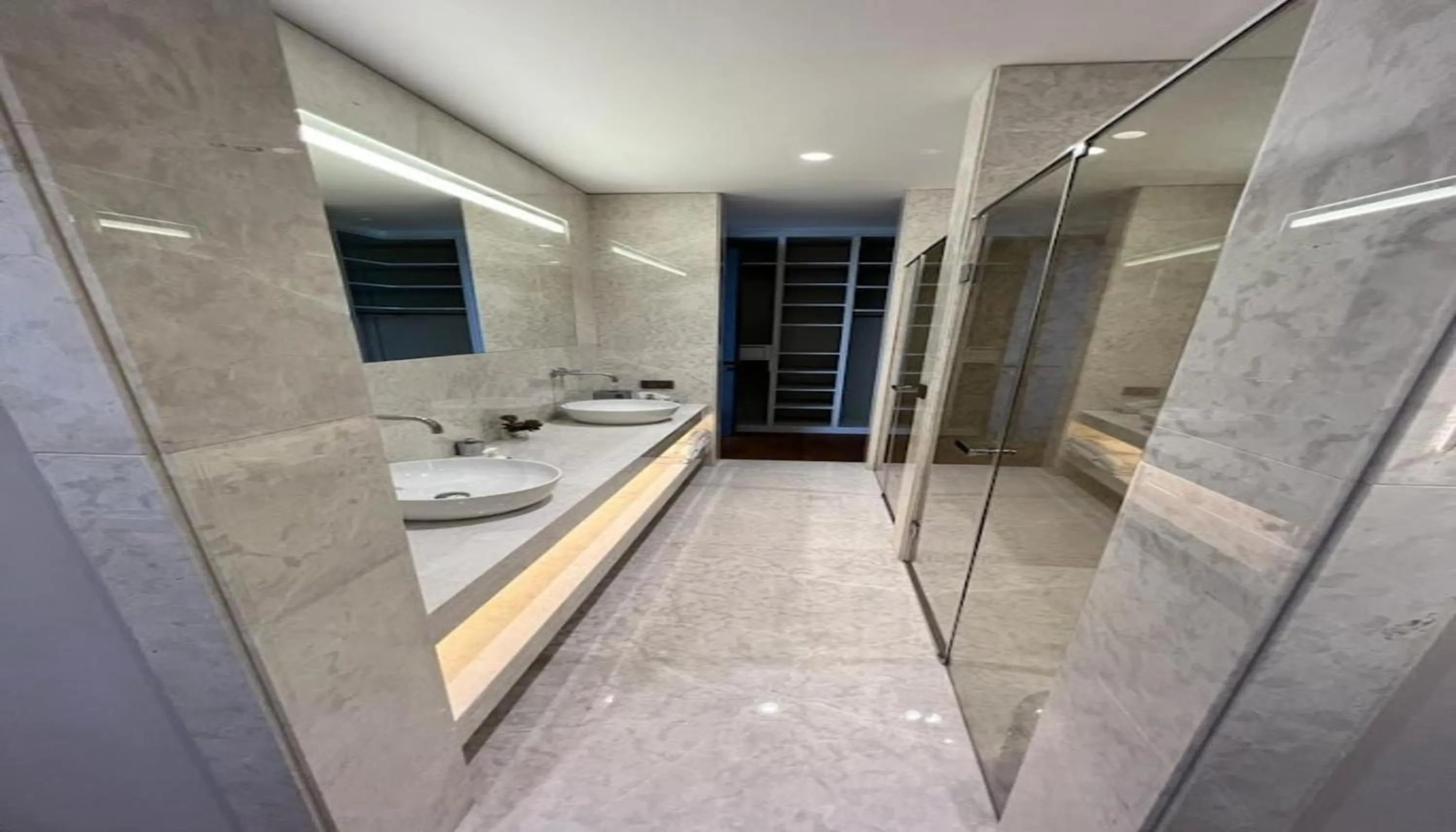 Bathroom in Mare Deluxe Residences & Villas