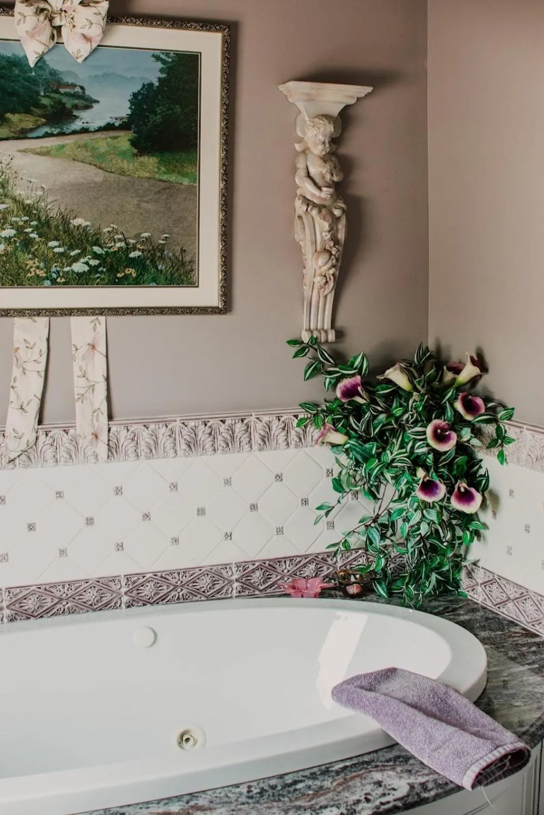 The Richard Johnston Inn & 1890 Caroline House