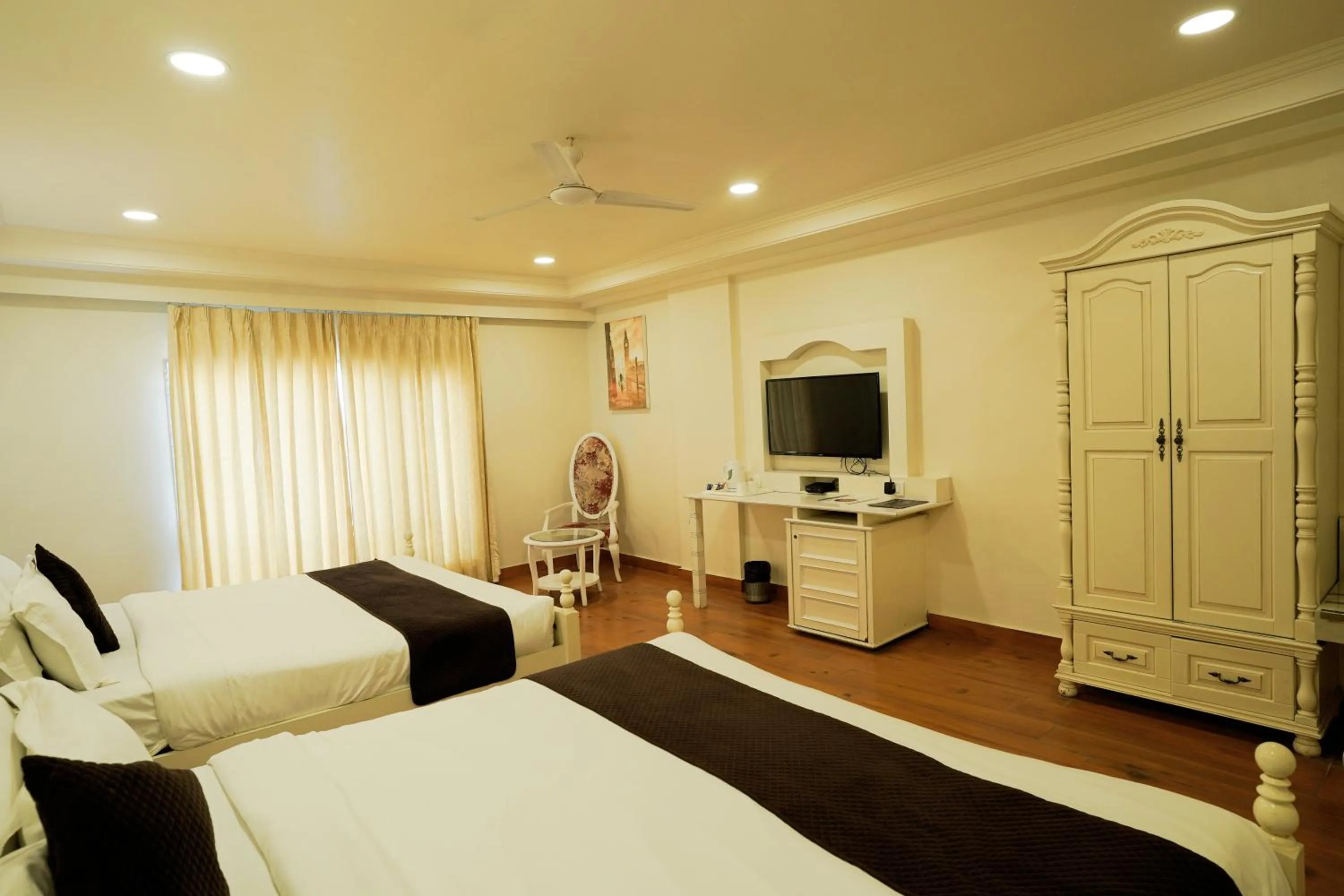 Bed in Hotel Magenta-City Center Bani Park Jaipur