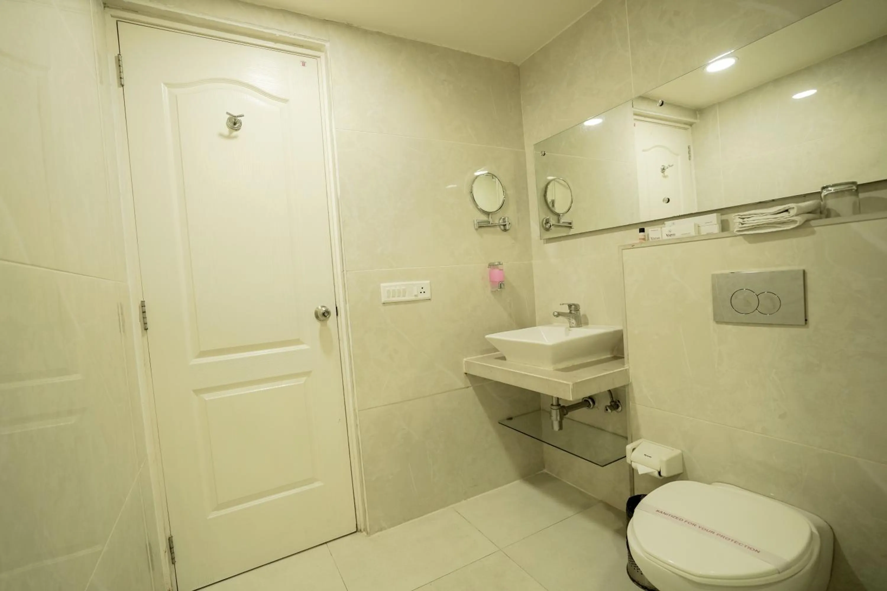 Hotel Magenta-City Center Bani Park Jaipur