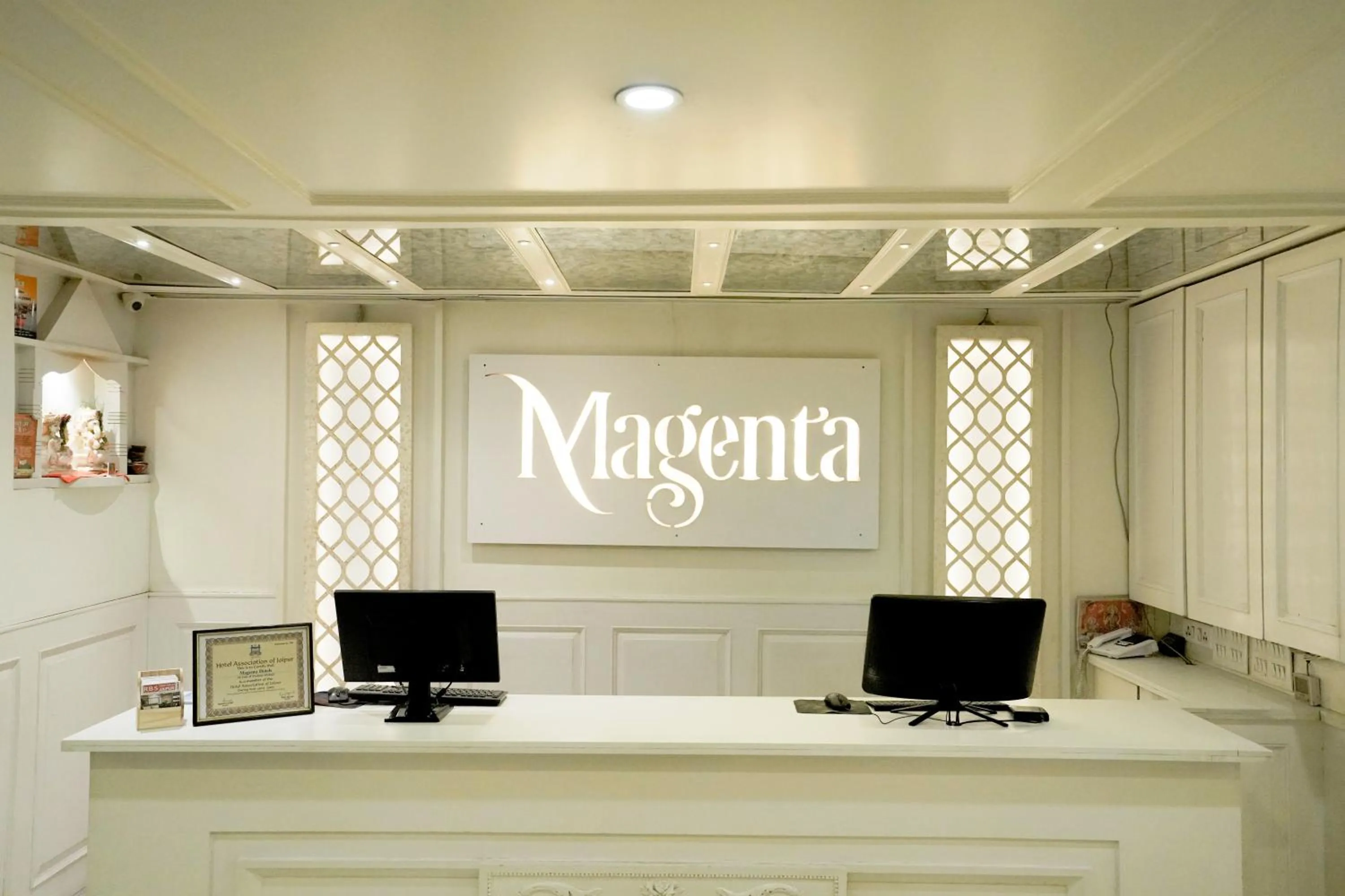 Hotel Magenta-City Center Bani Park Jaipur