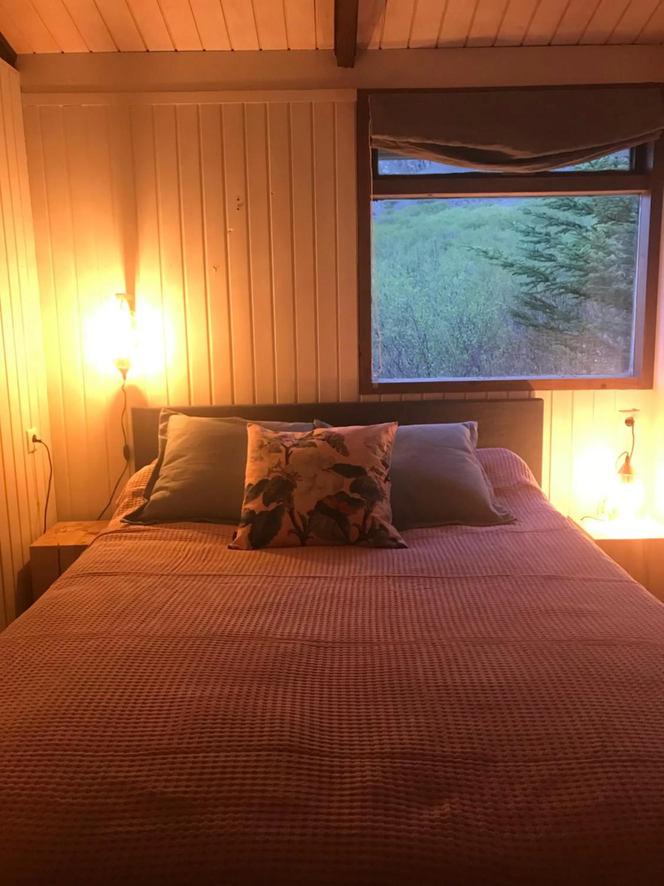 Bed in Mulakot Cosy Cabins