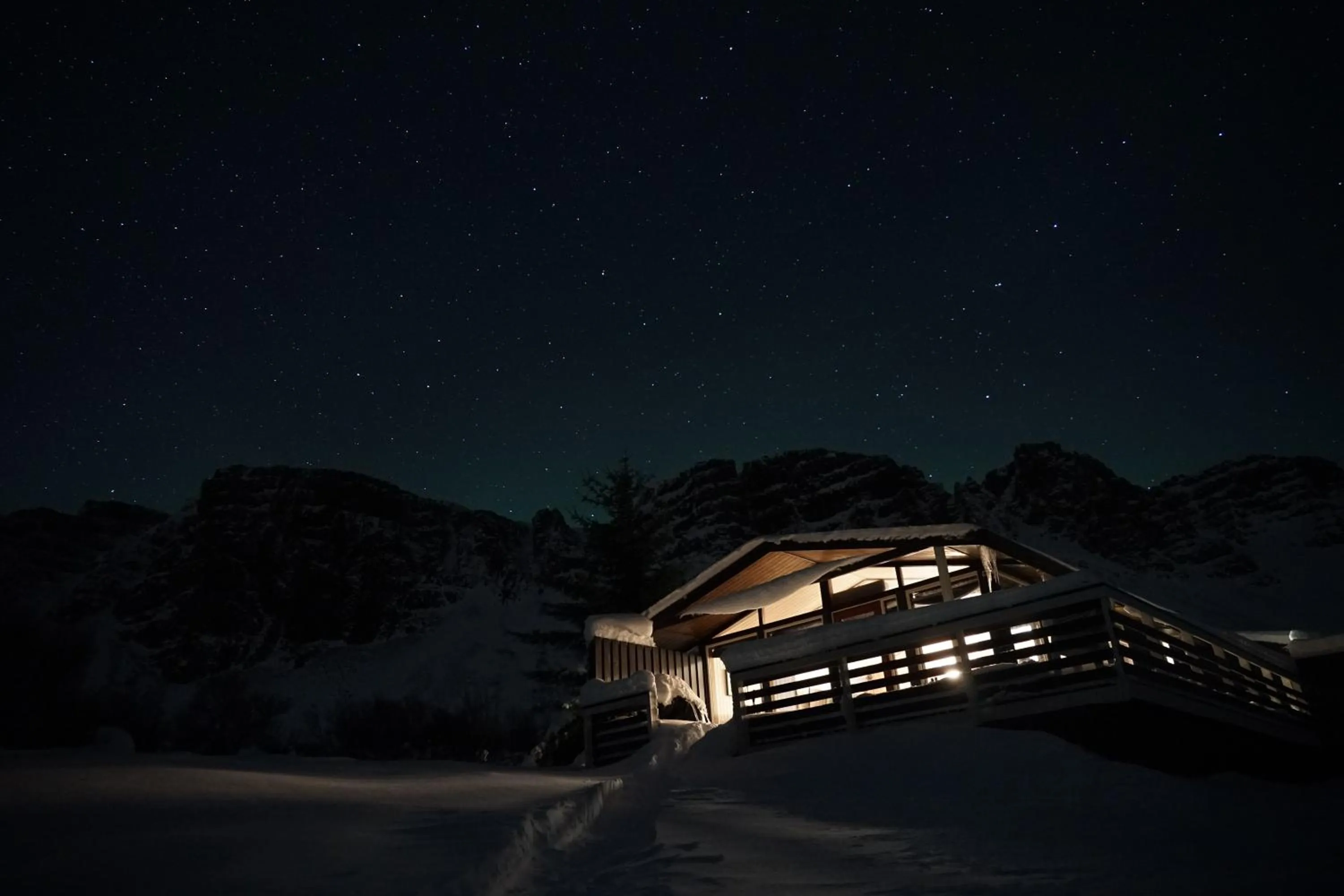 Night in Mulakot Cosy Cabins