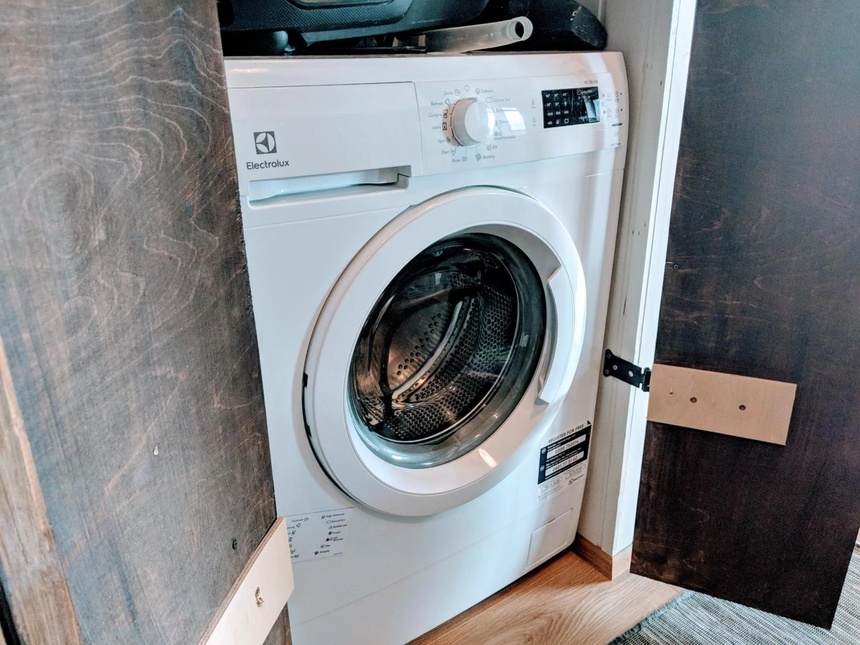 Area and facilities in Mulakot Cosy Cabins