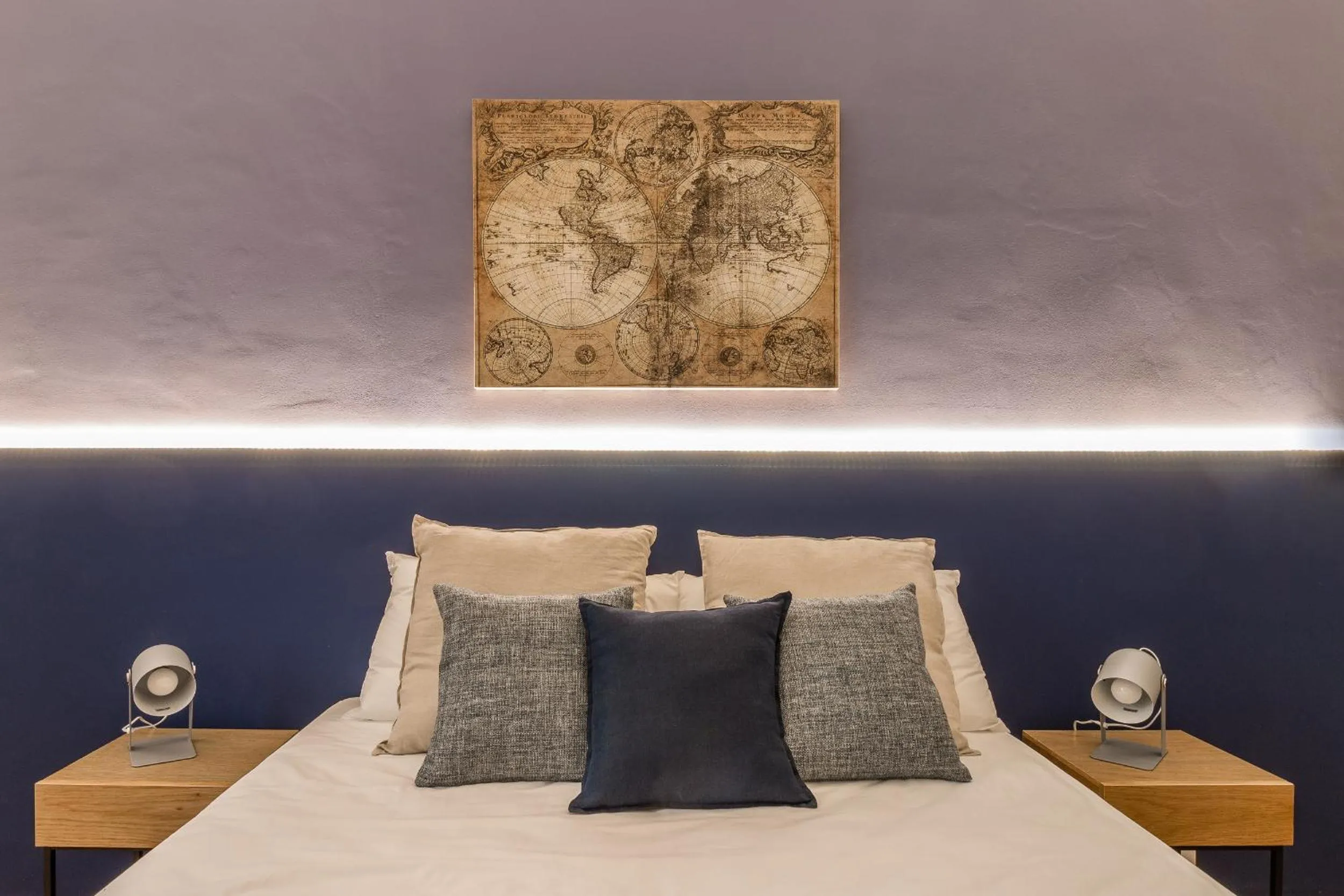 Bed in Pregiata camera con bagno privato - Blu di Prussia