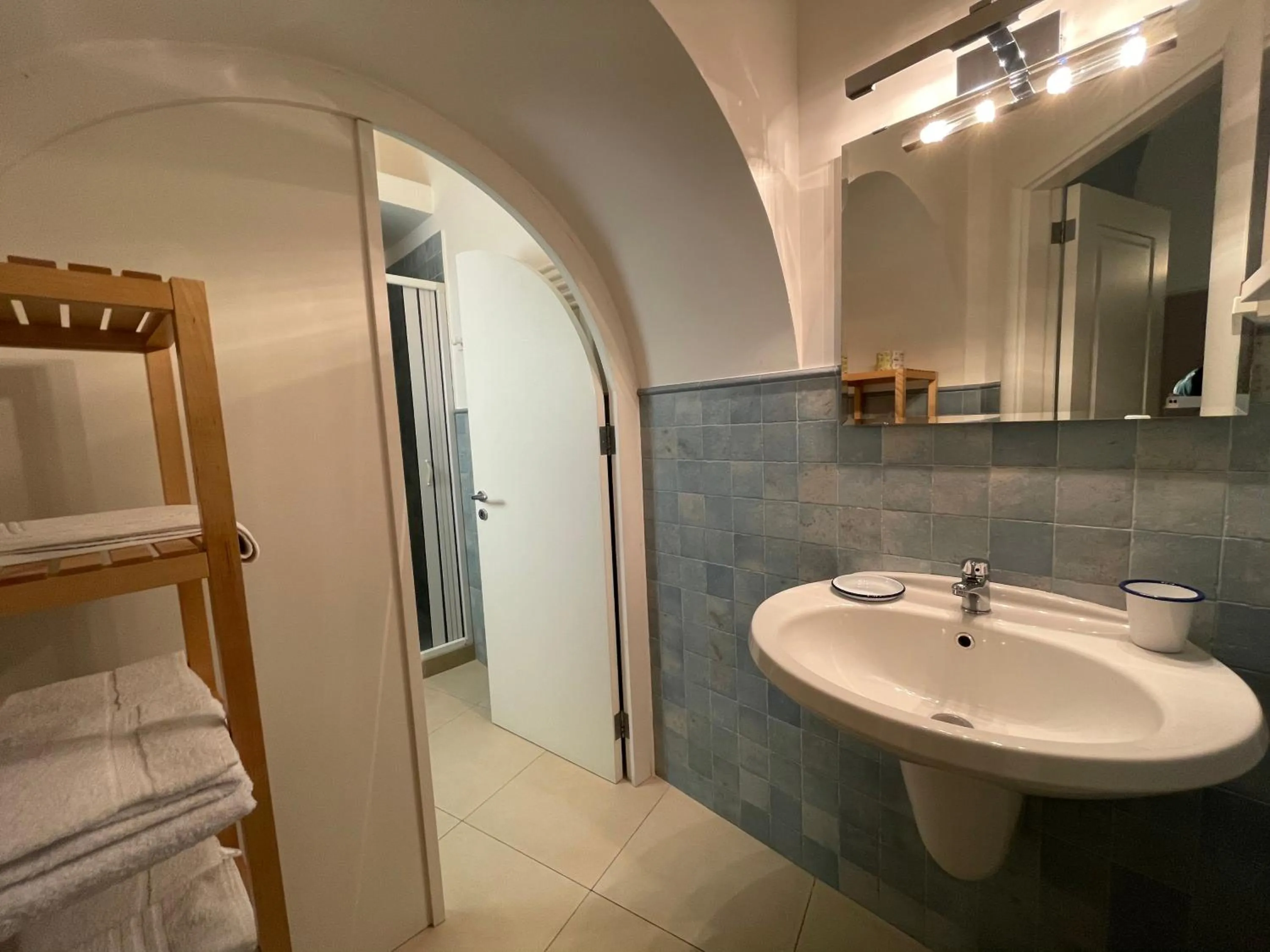 Shower in Casa Mamma Elvira