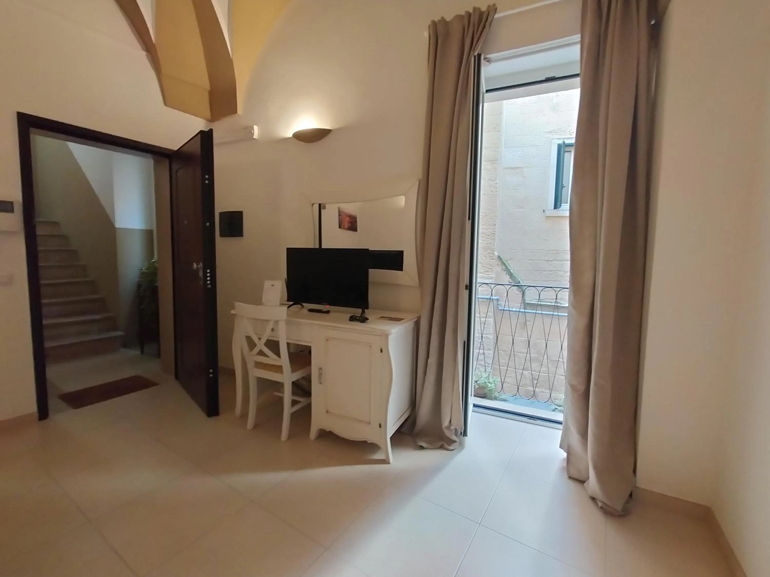 Property building in Casa Mamma Elvira