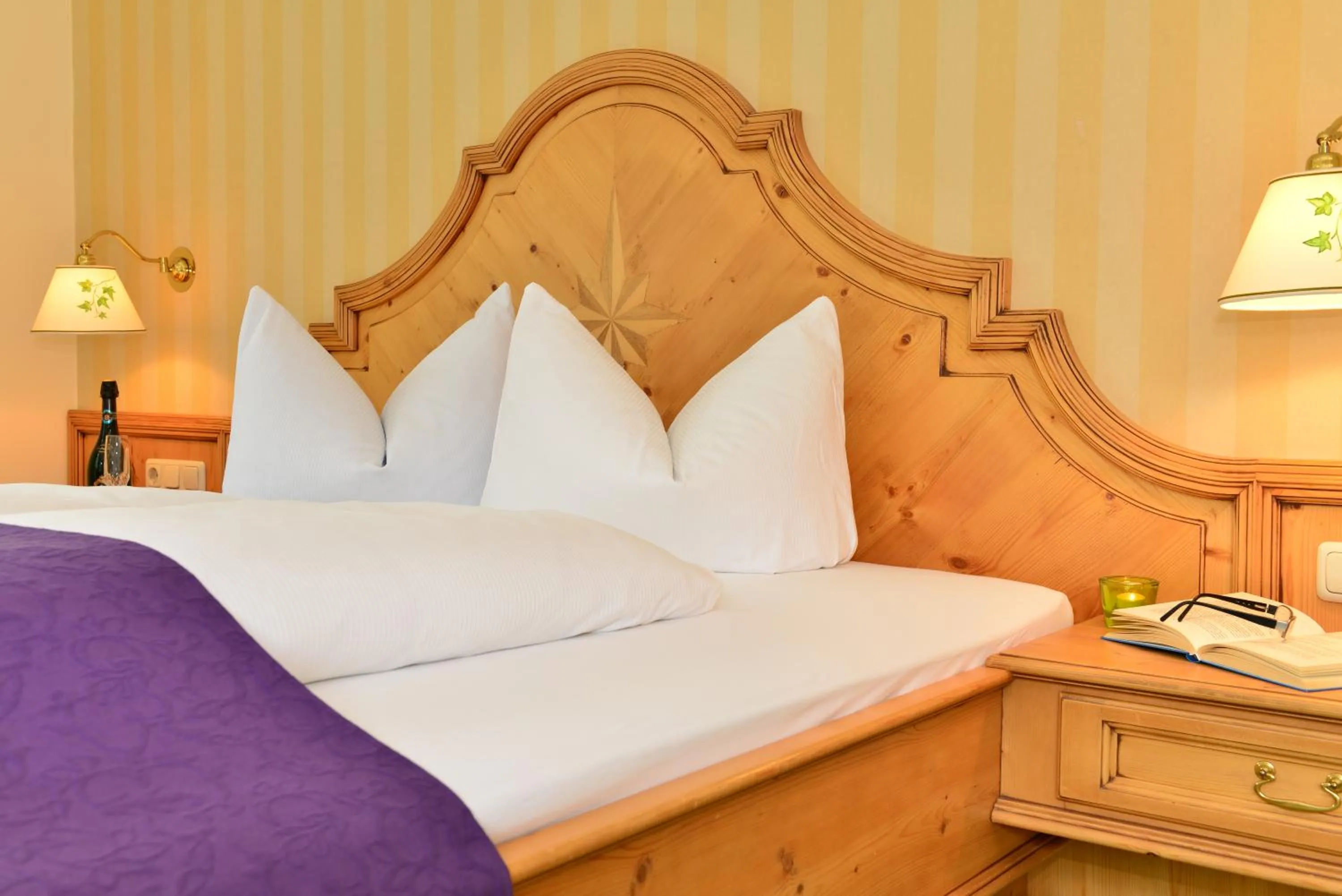 Bed in Hotel Garni Ingeborg