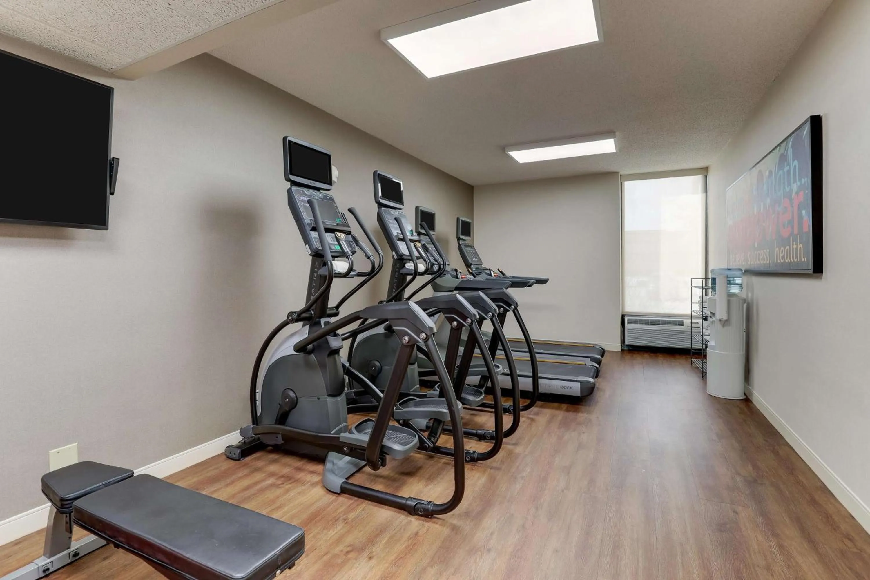 Fitness centre/facilities in Drury Inn & Suites St. Louis St. Peters