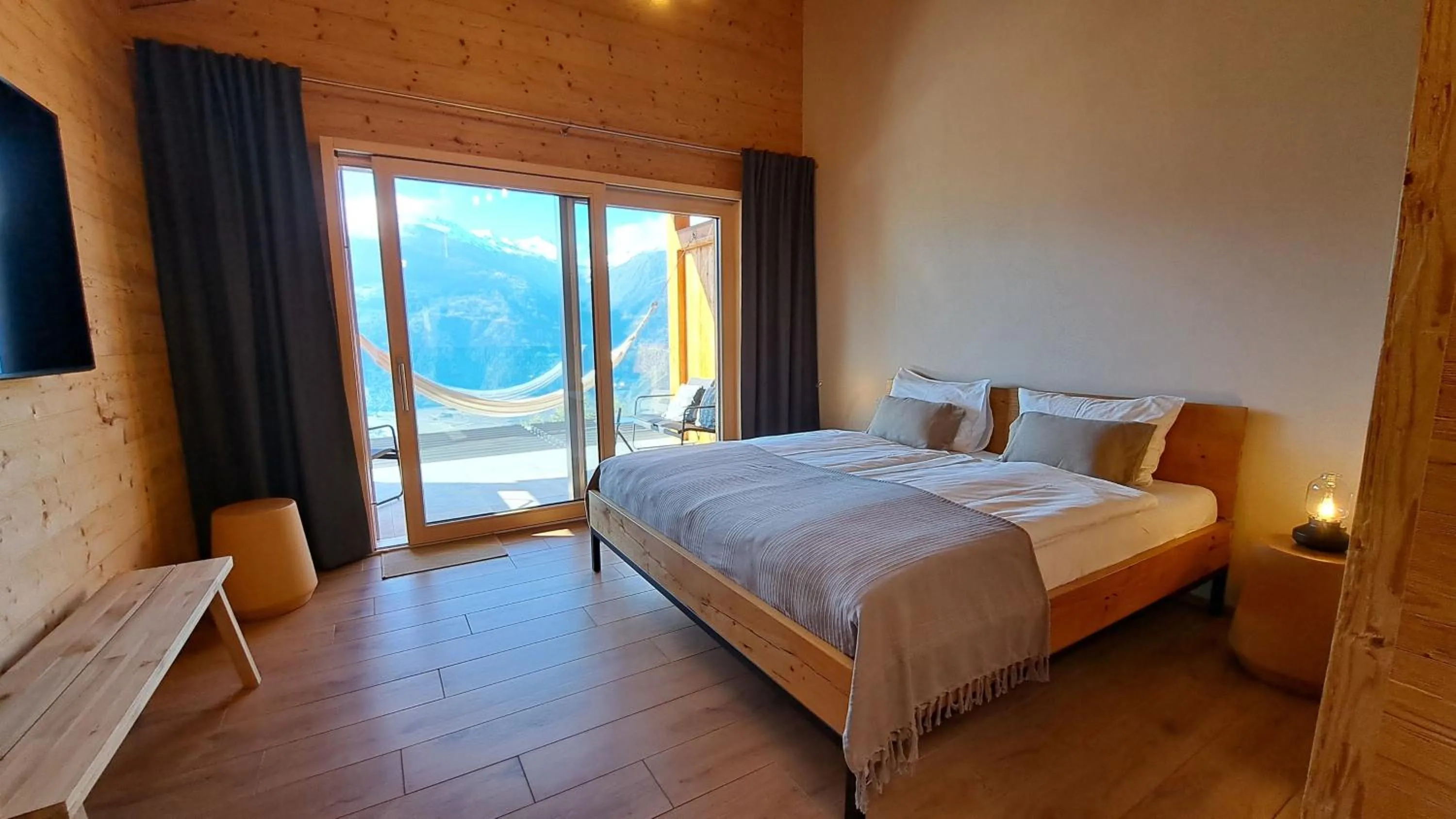 Bed in Chalet Diognysos B&B, Wellness & Boutique Hotel