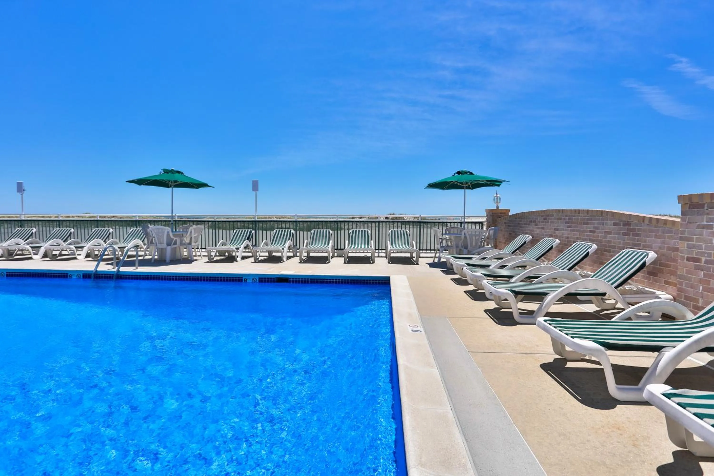 Property building in Commander by the Sea Motel