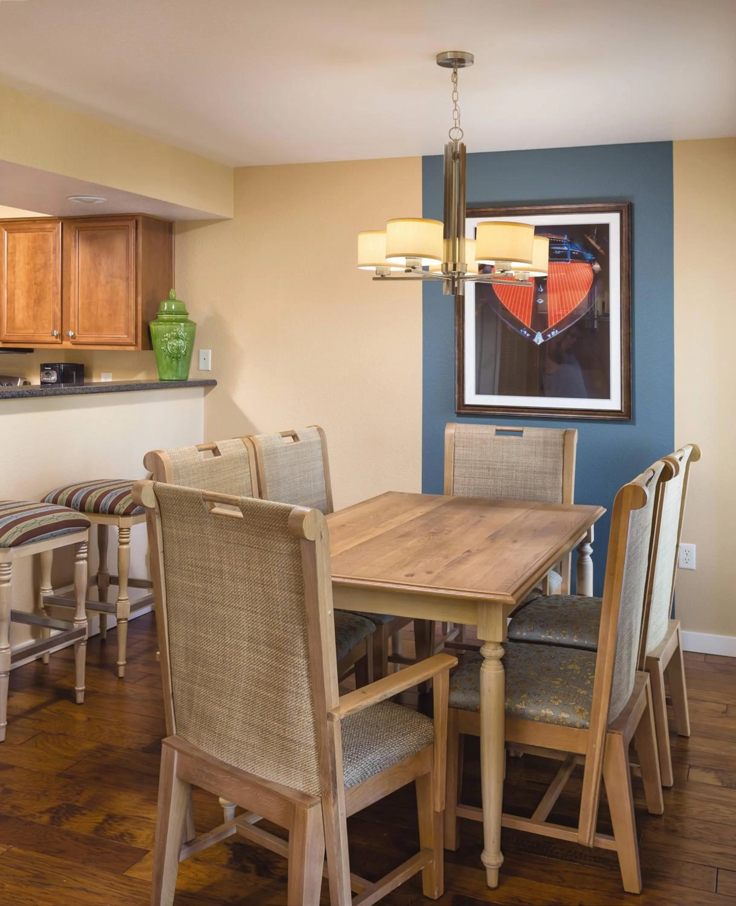 Photo of the whole room in WorldMark South Shore