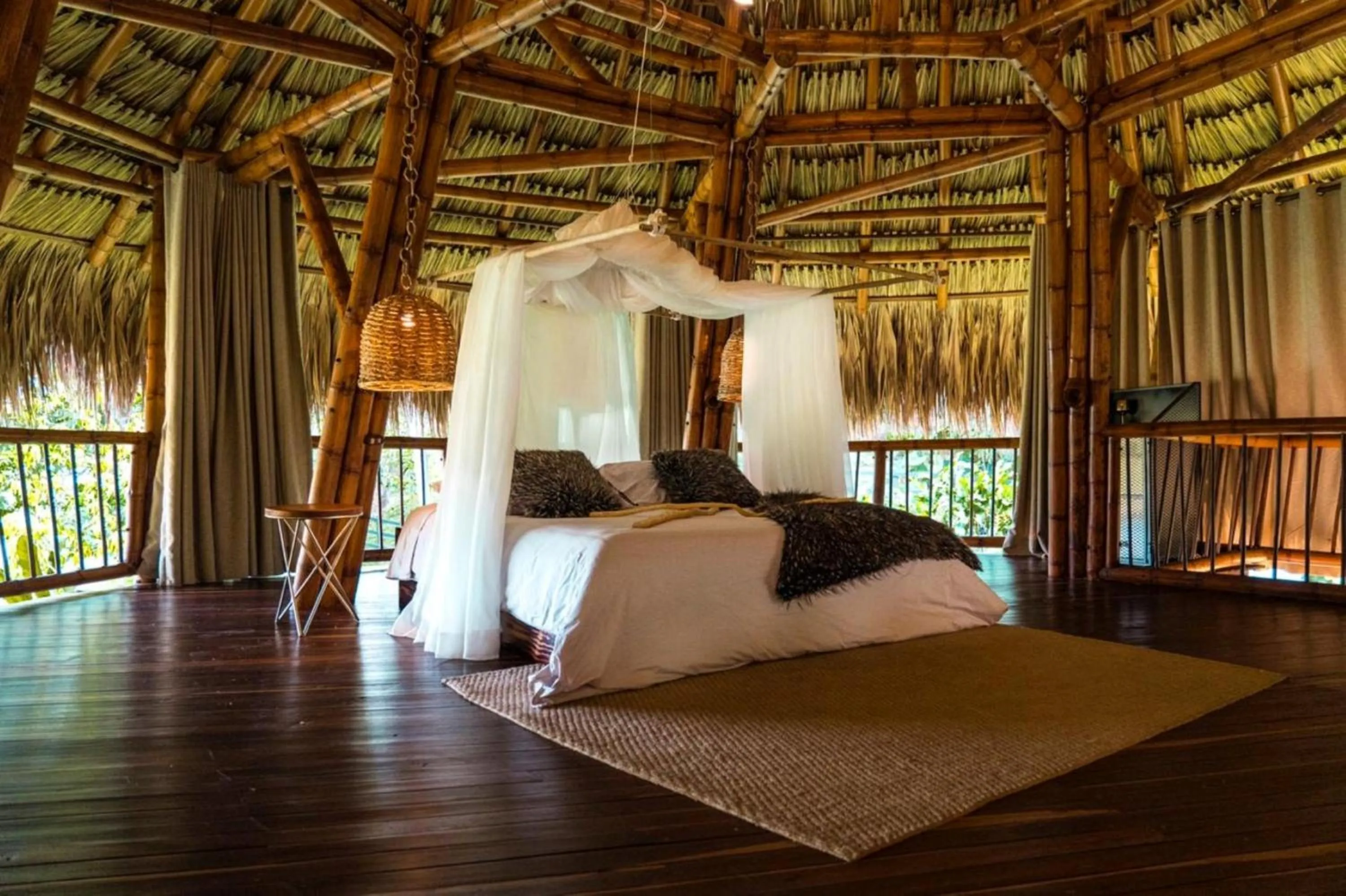 Photo of the whole room, Bed in El Rio Hotel