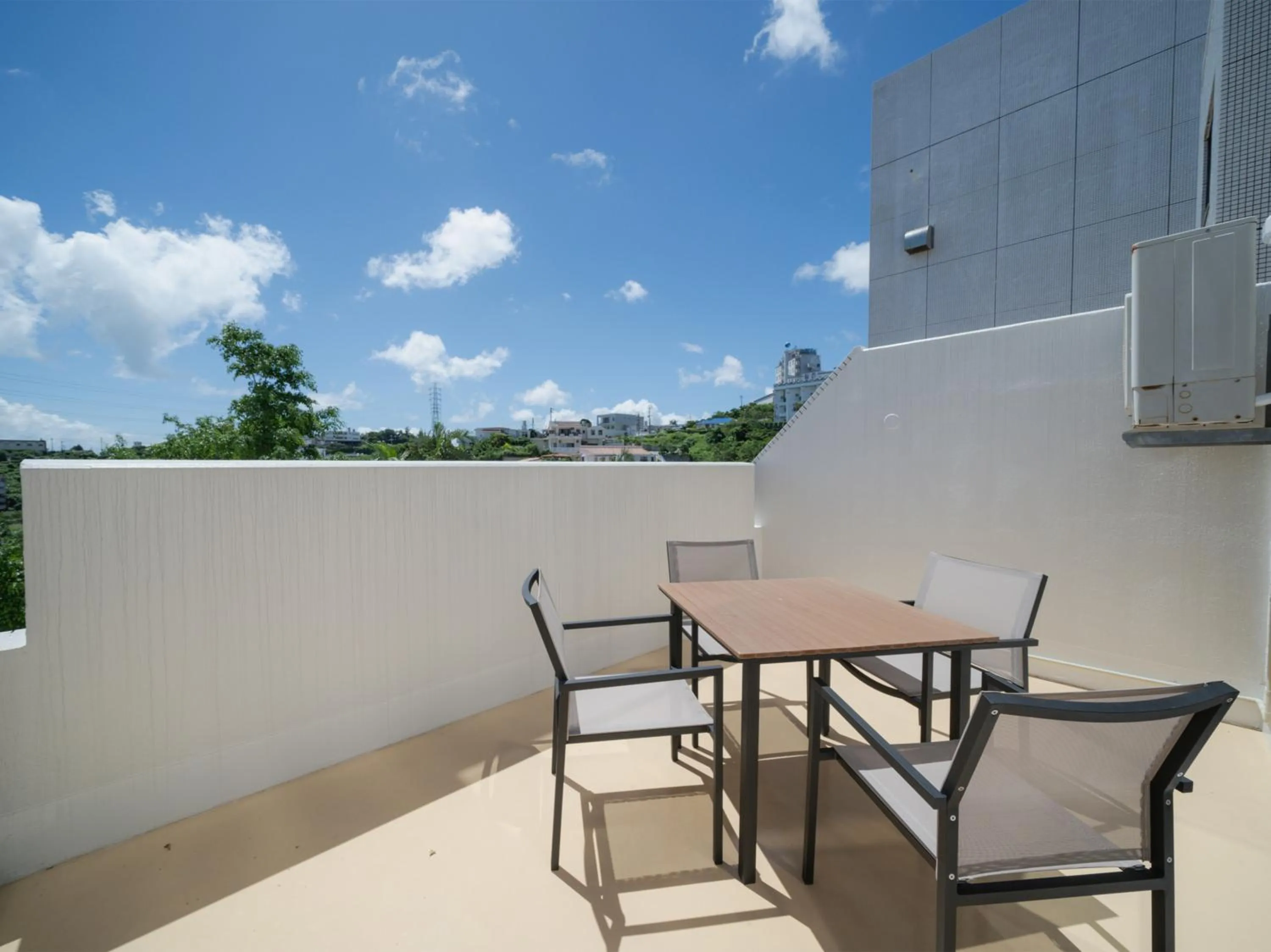 Balcony/Terrace in HiyagunLanaiResort