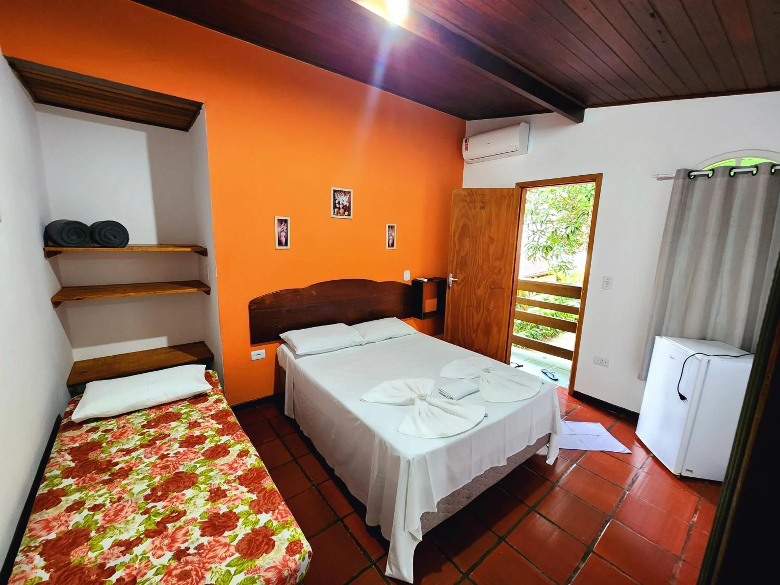 Bedroom, Bed in Pousada Viva Ubatuba