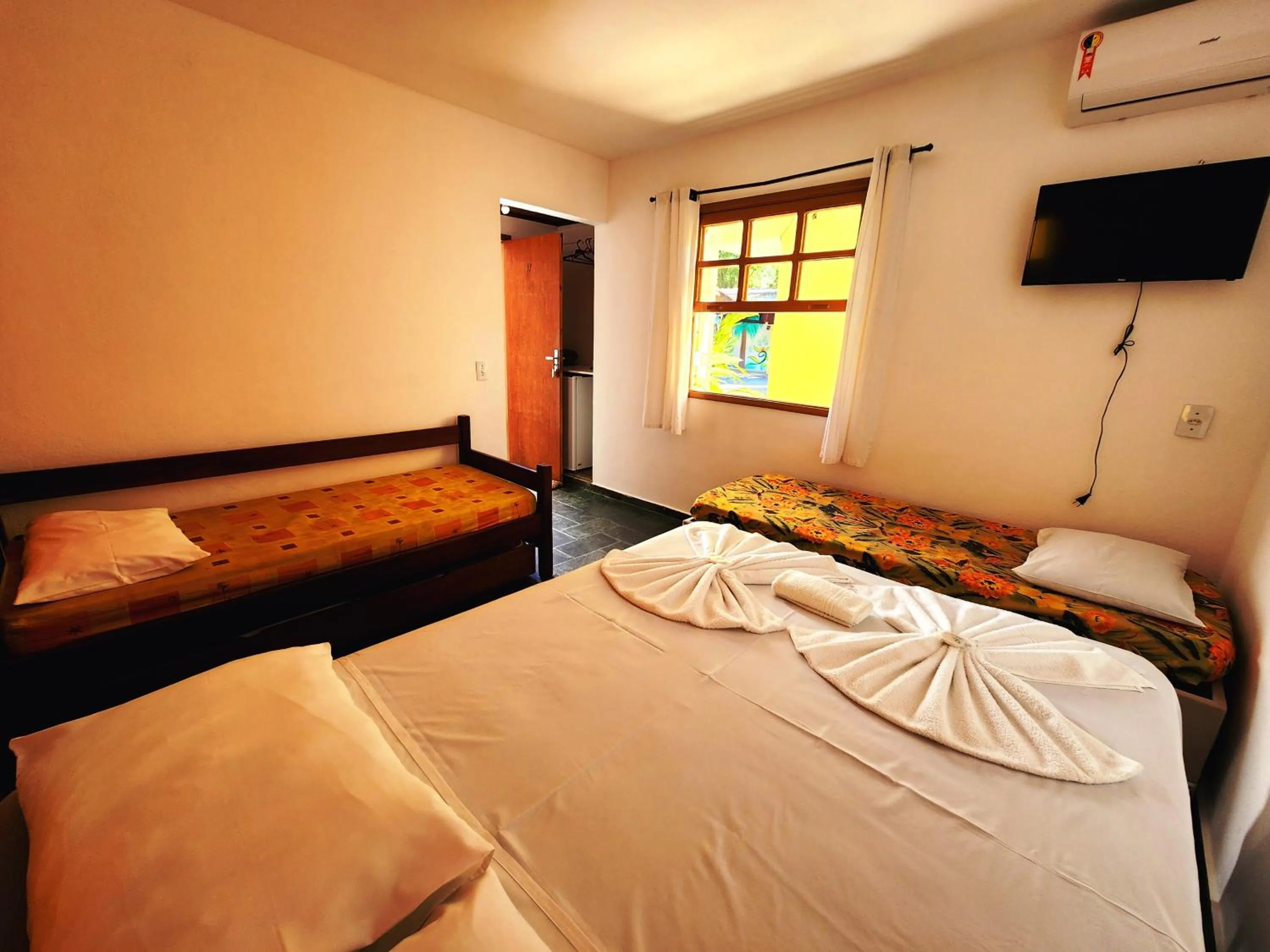 Bedroom, Bed in Pousada Viva Ubatuba