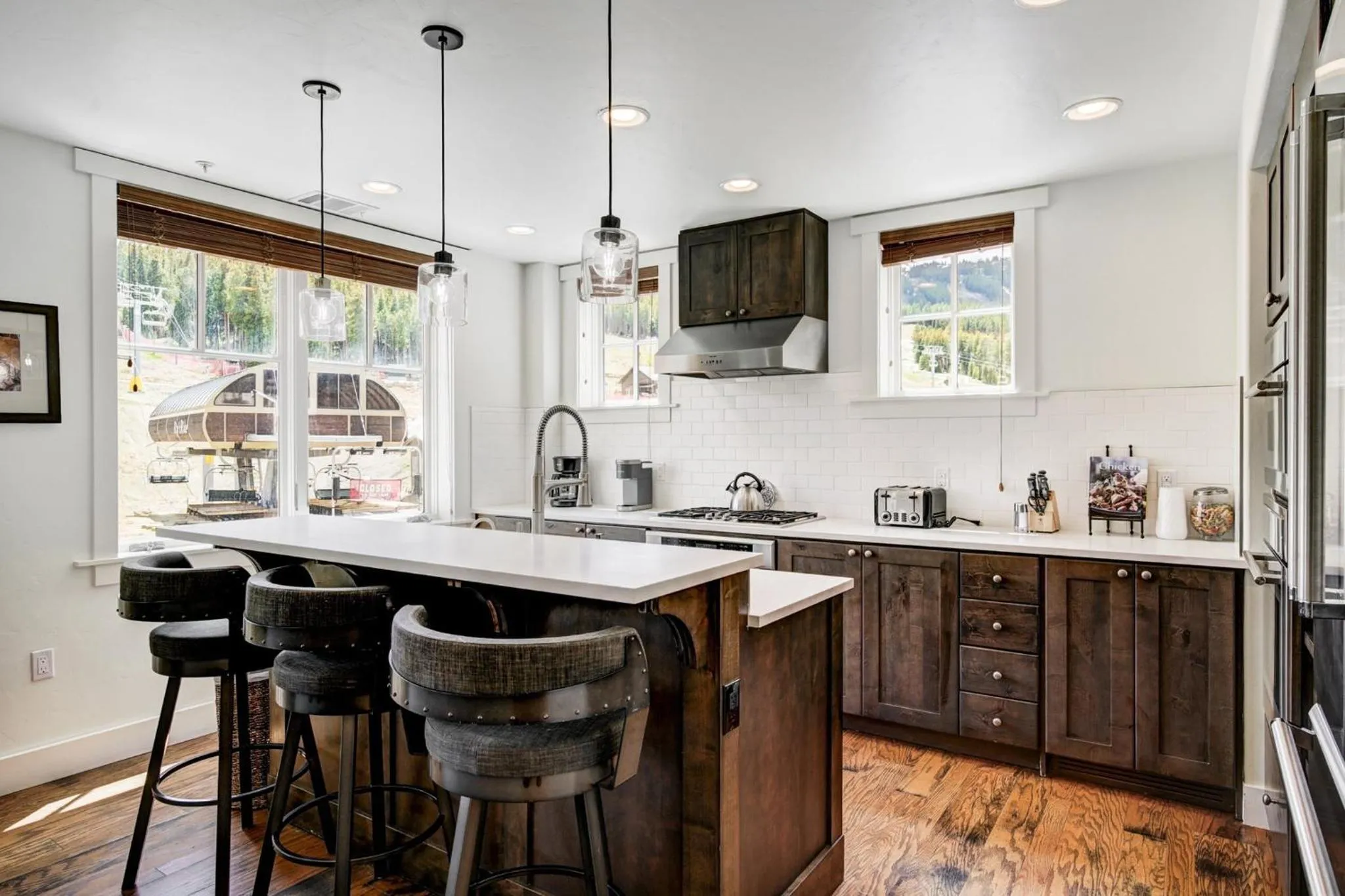 Kitchen or kitchenette in One Ski Hill, A RockResort