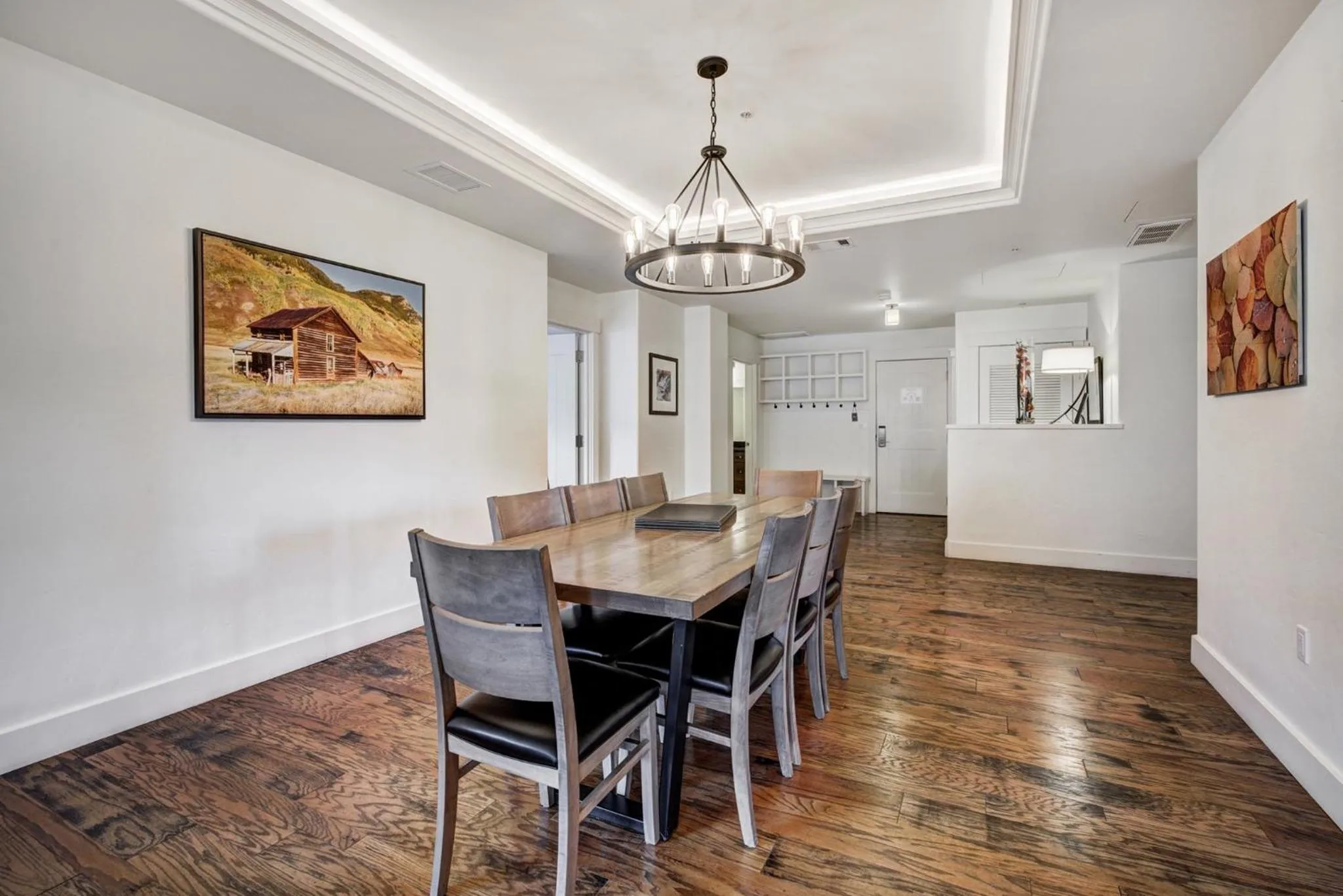 Food and drinks in One Ski Hill, A RockResort