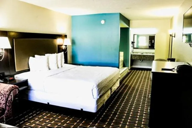 Bed in Days Inn by Wyndham Little River