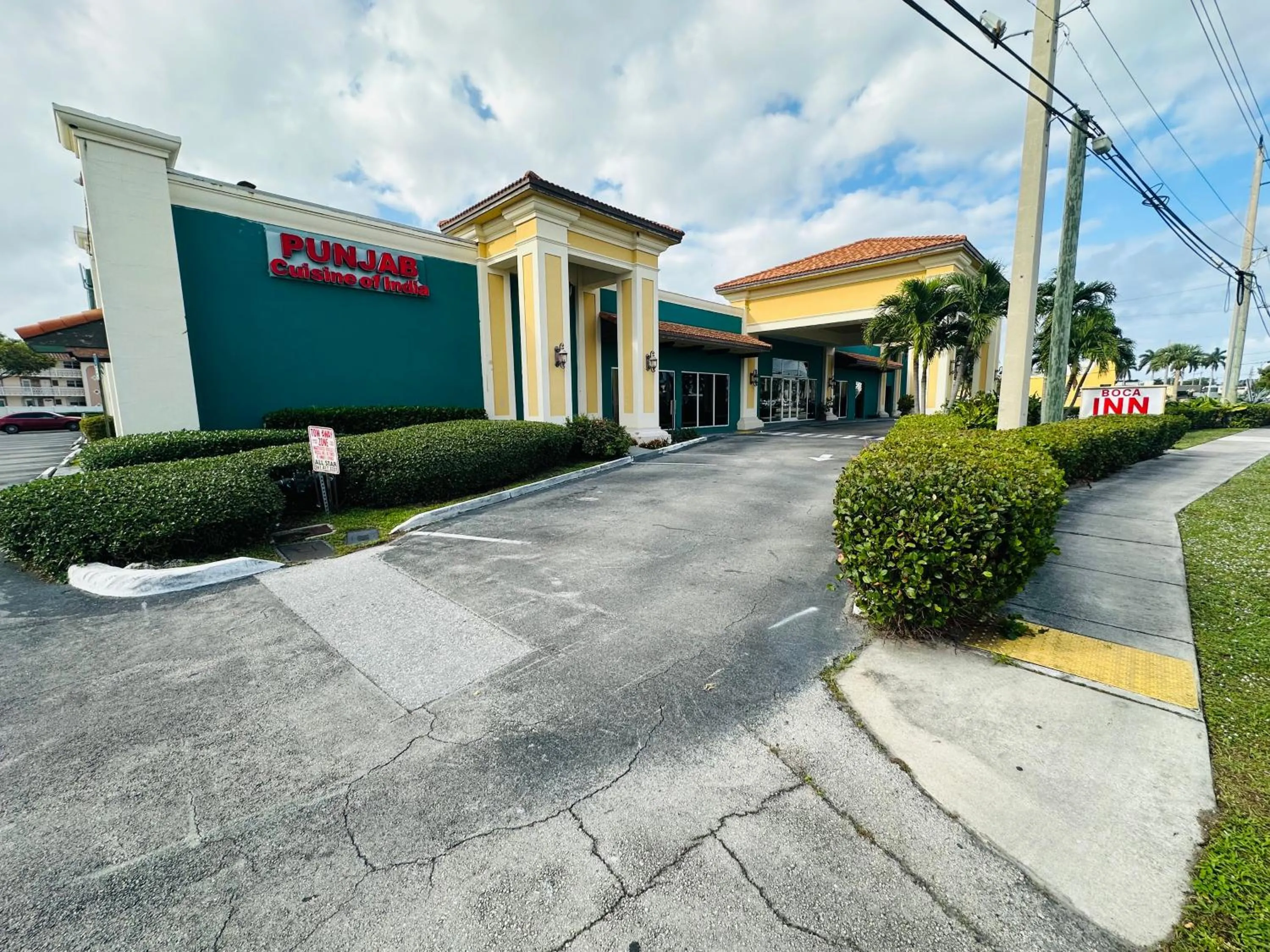 Property building in Boca Inn