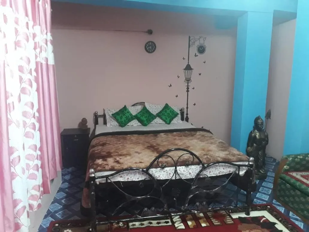 Bed in Quaint Wood Cottage