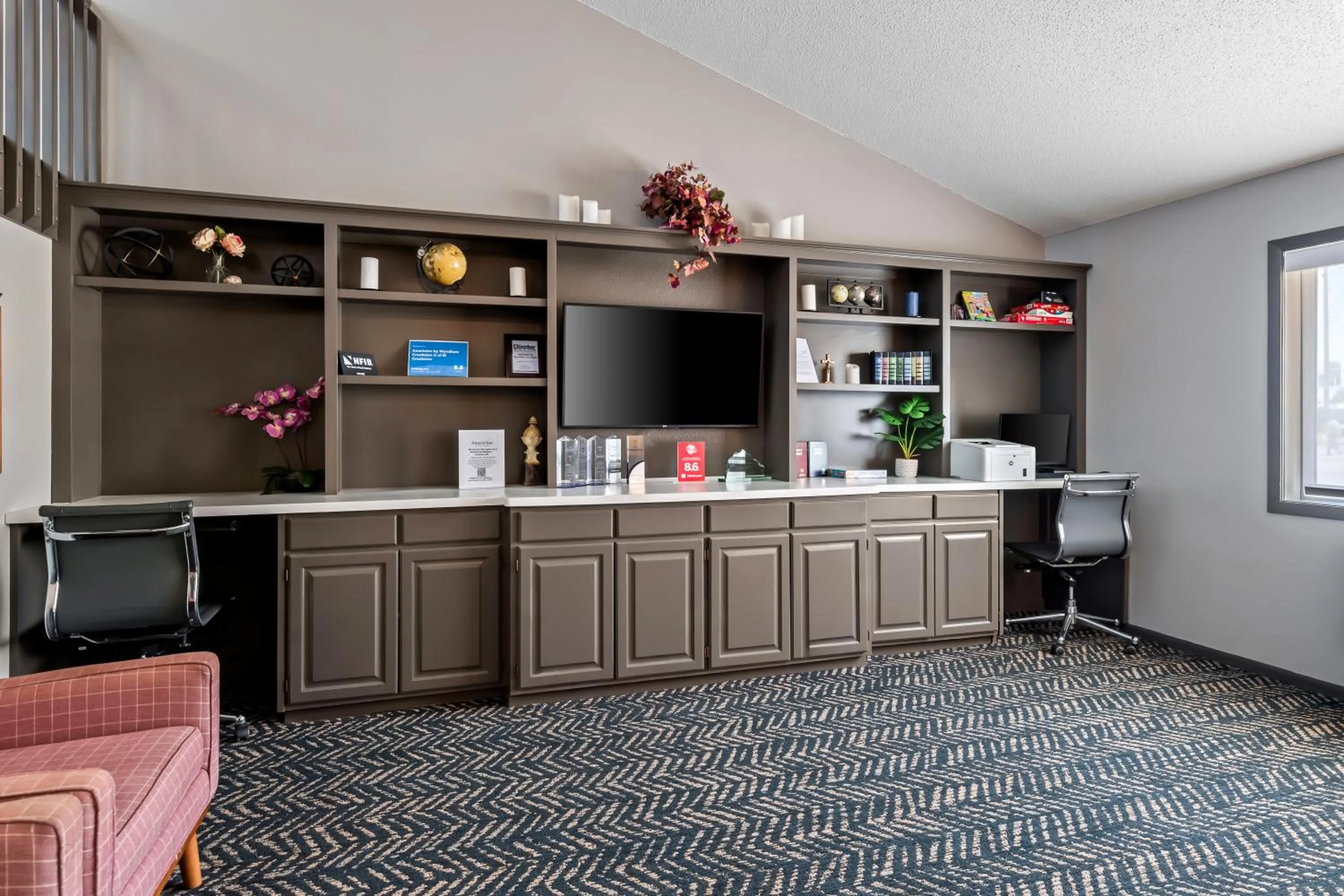 Lobby or reception in AmericInn by Wyndham Crookston U of M Crookston