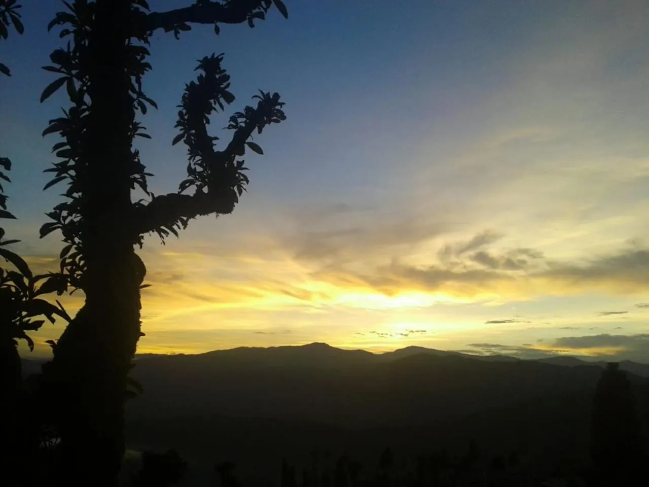 Sunset in Vamoose Kunga Delek