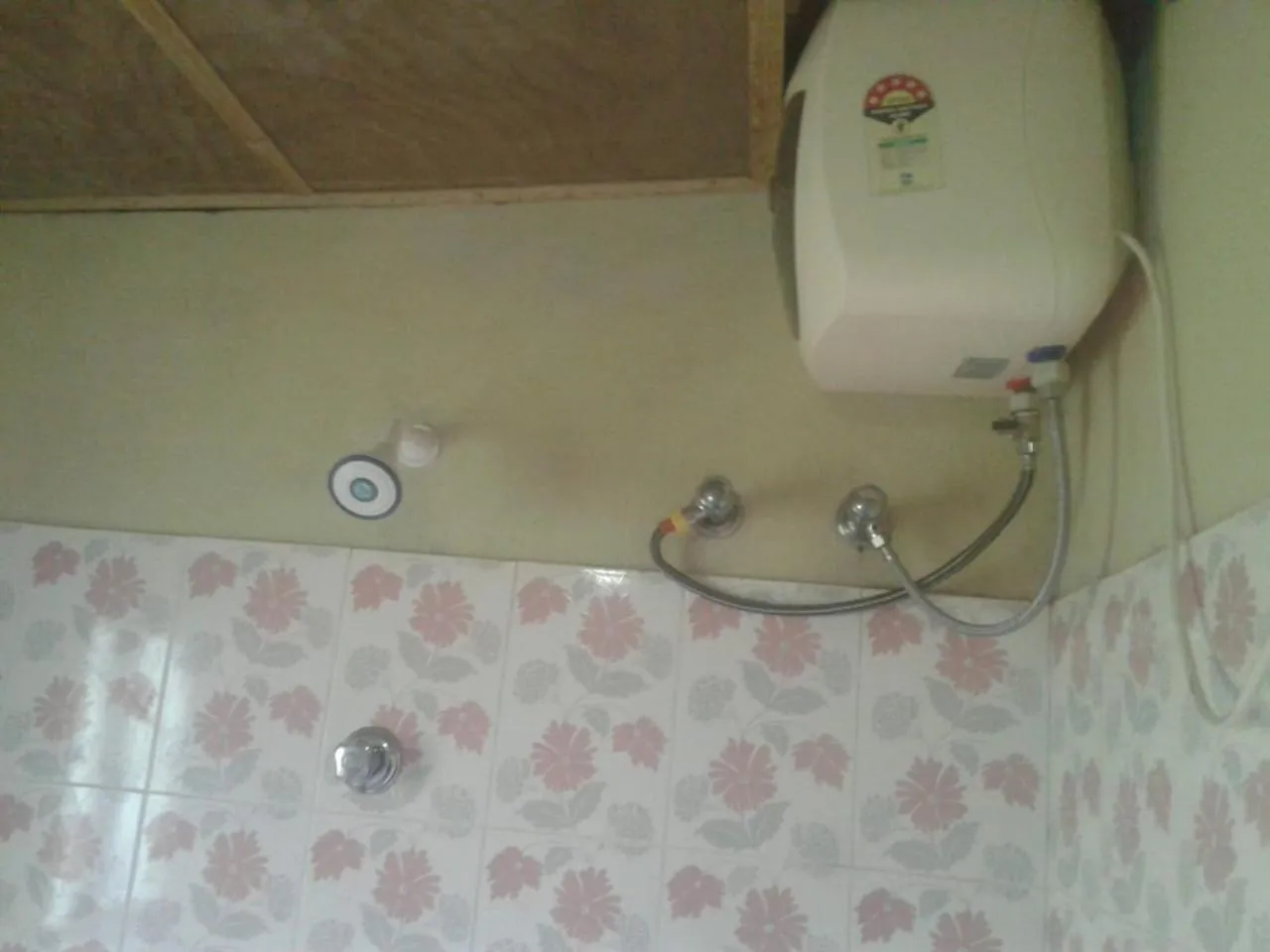 Bathroom in Vamoose Kunga Delek