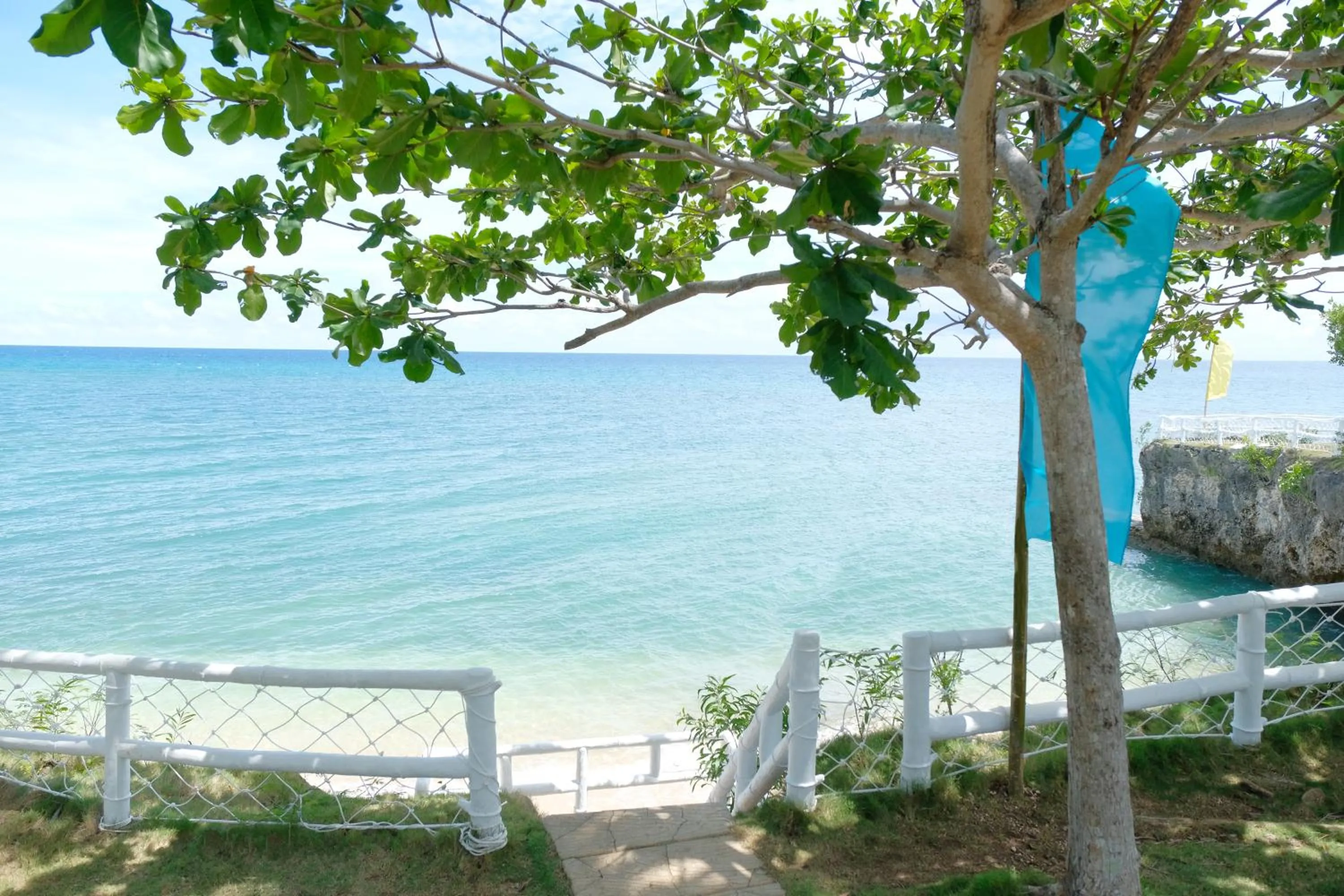 Beach in Maayo San Remigio