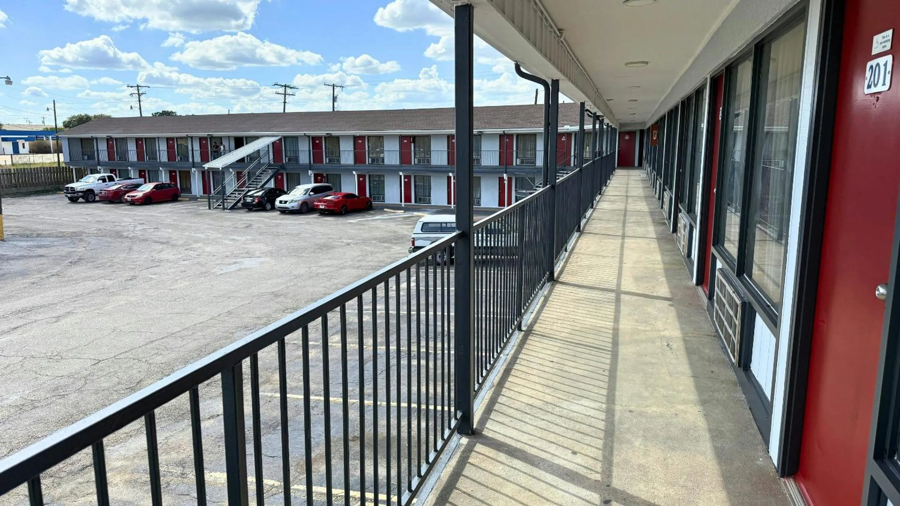 Balcony/Terrace in Thunderbird Motel Hillsboro