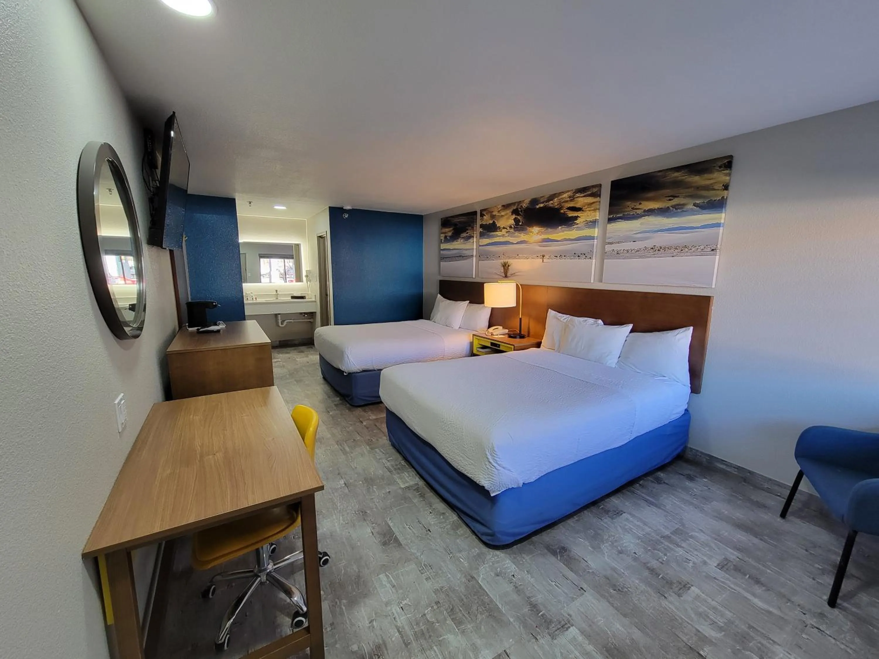 Bed in Days Inn by Wyndham Ruidoso Downs