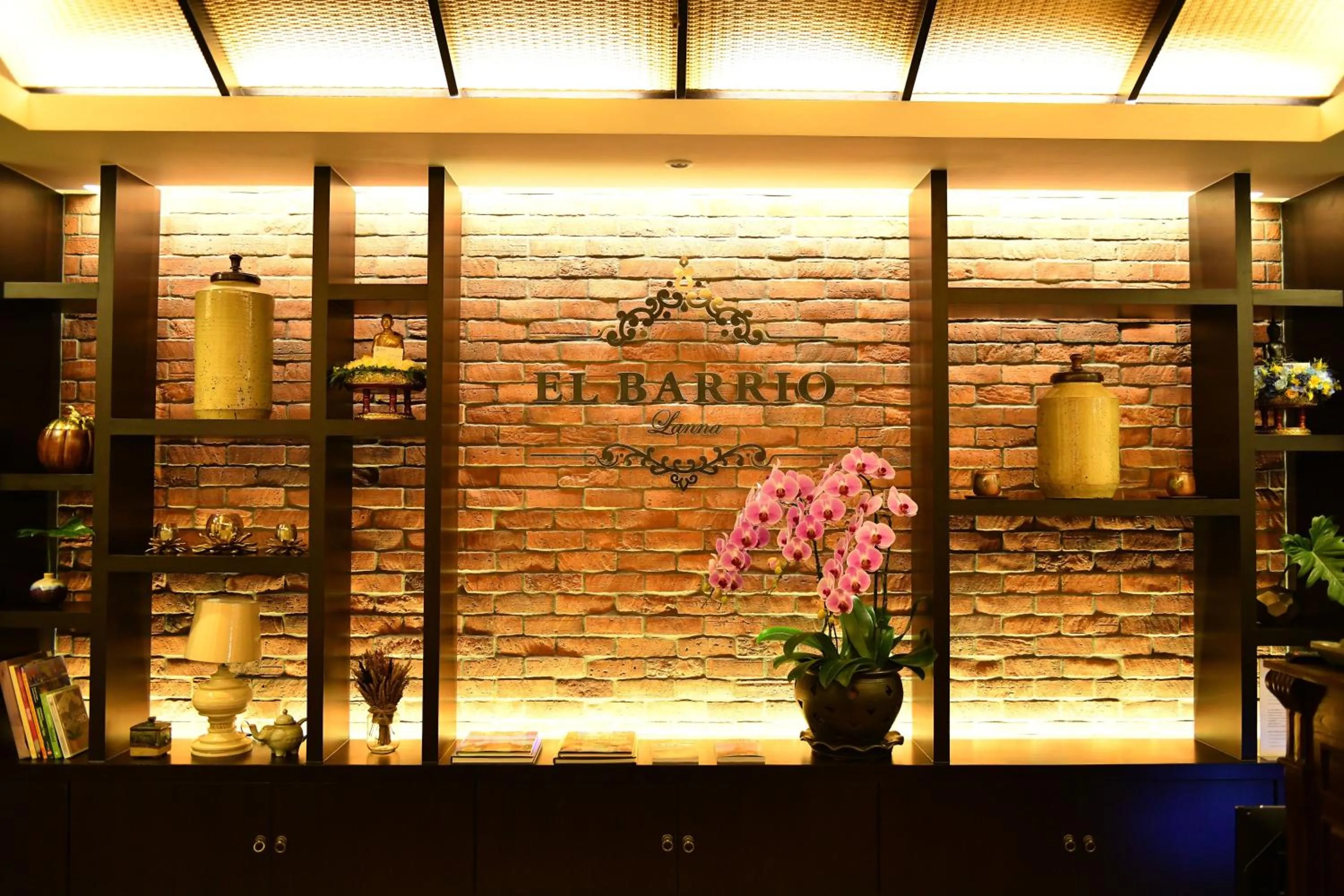 Lobby or reception in El Barrio Lanna