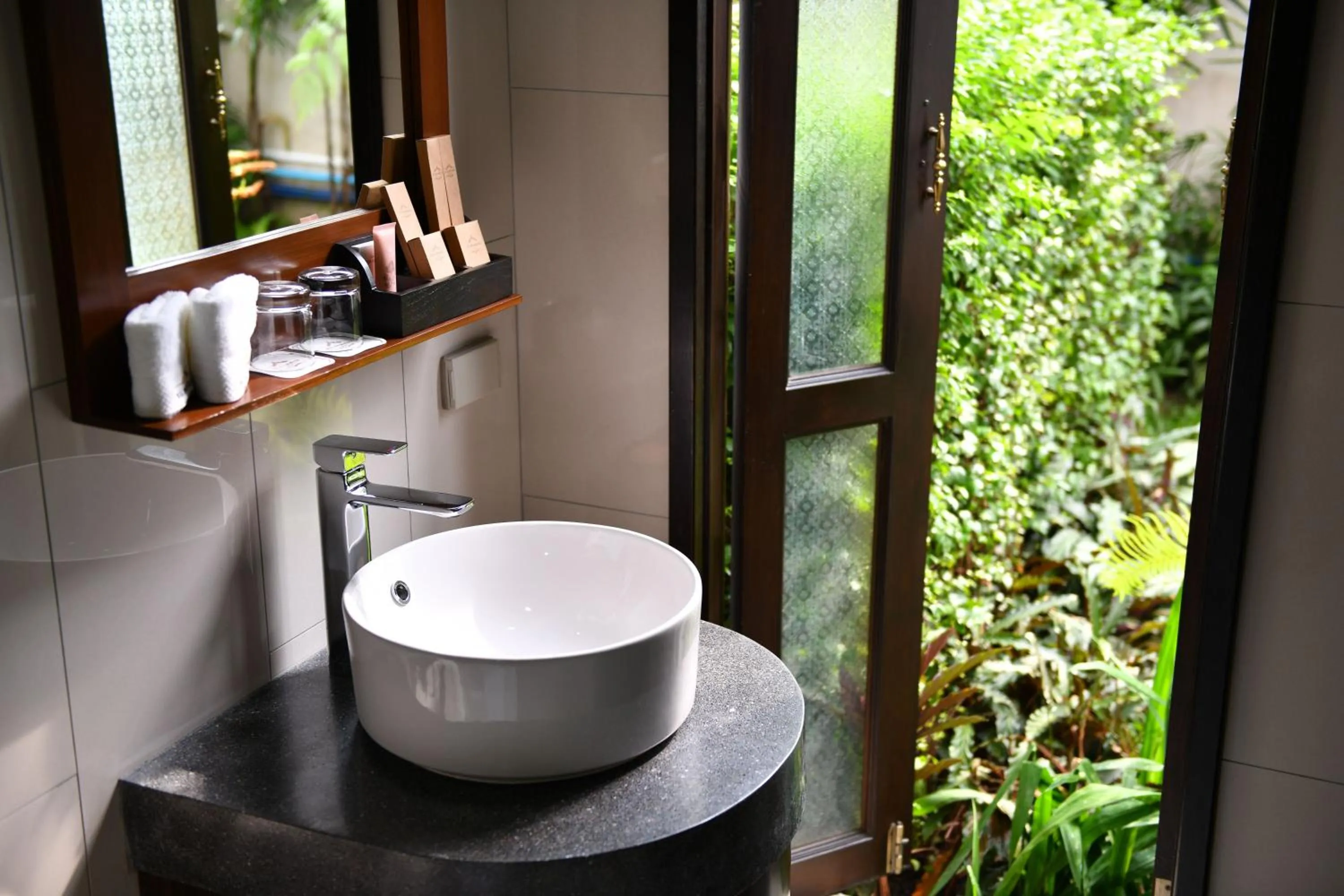 Bathroom in El Barrio Lanna