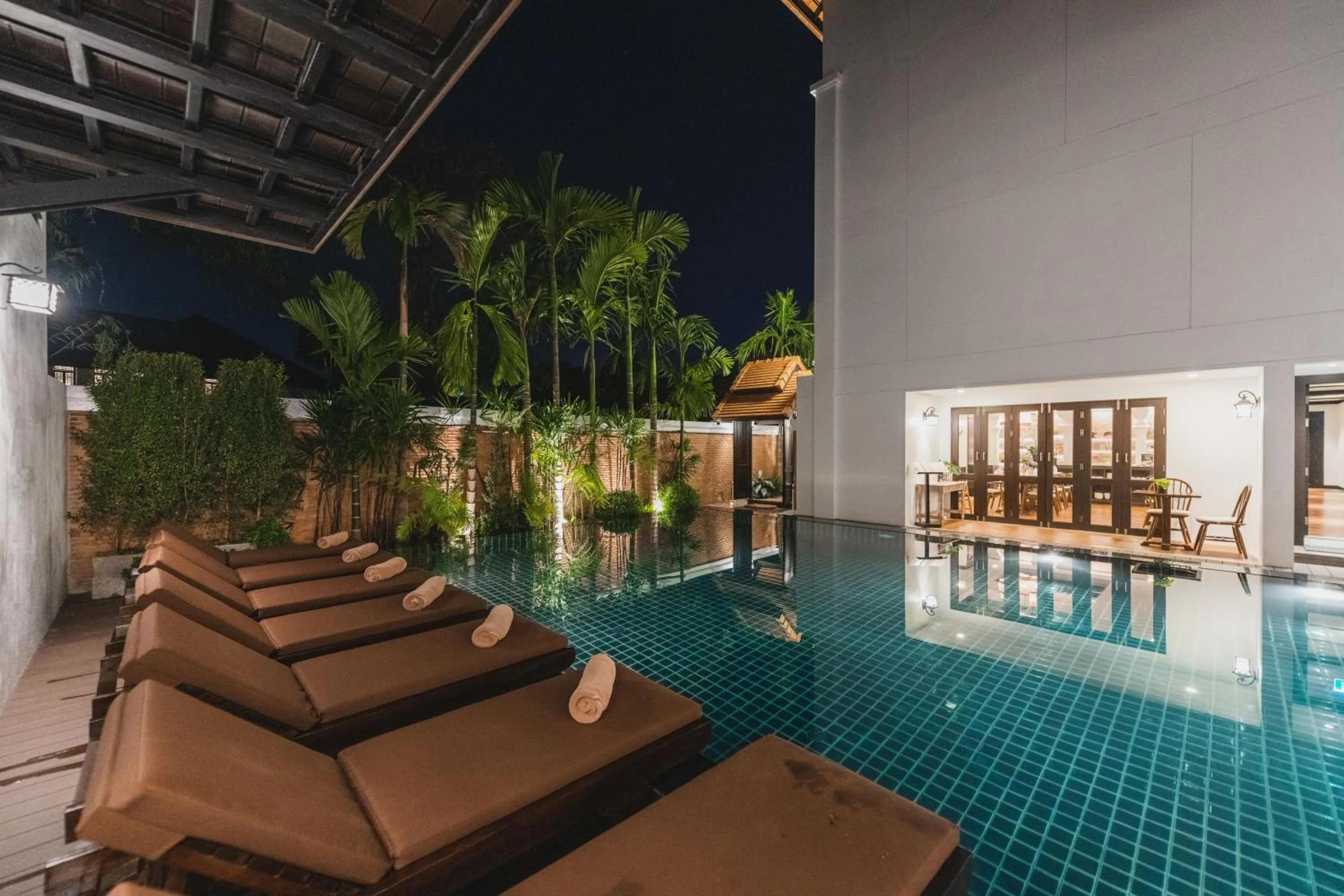 Pool view in El Barrio Lanna