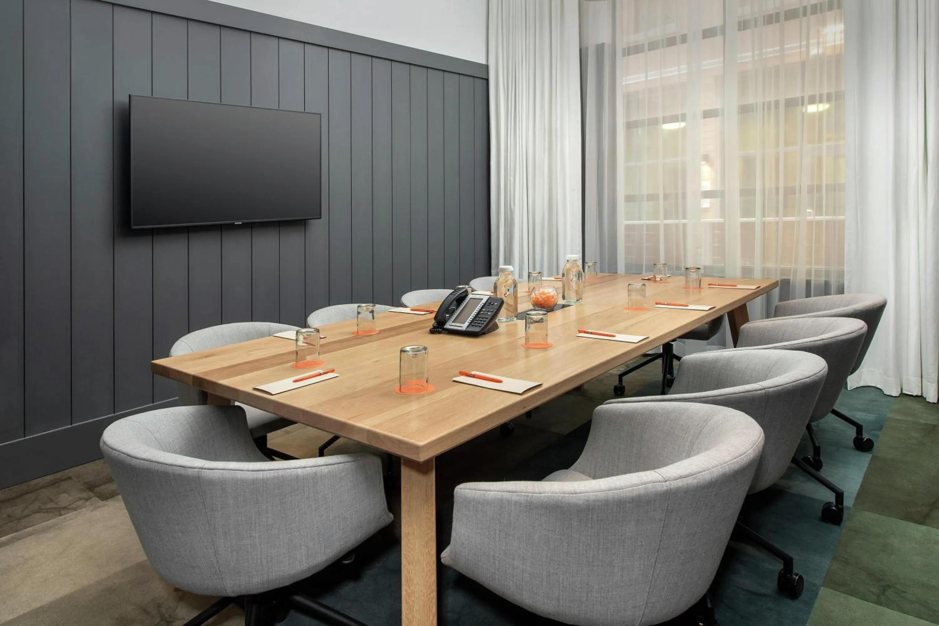 Meeting/conference room in Canopy By Hilton Ithaca Downtown