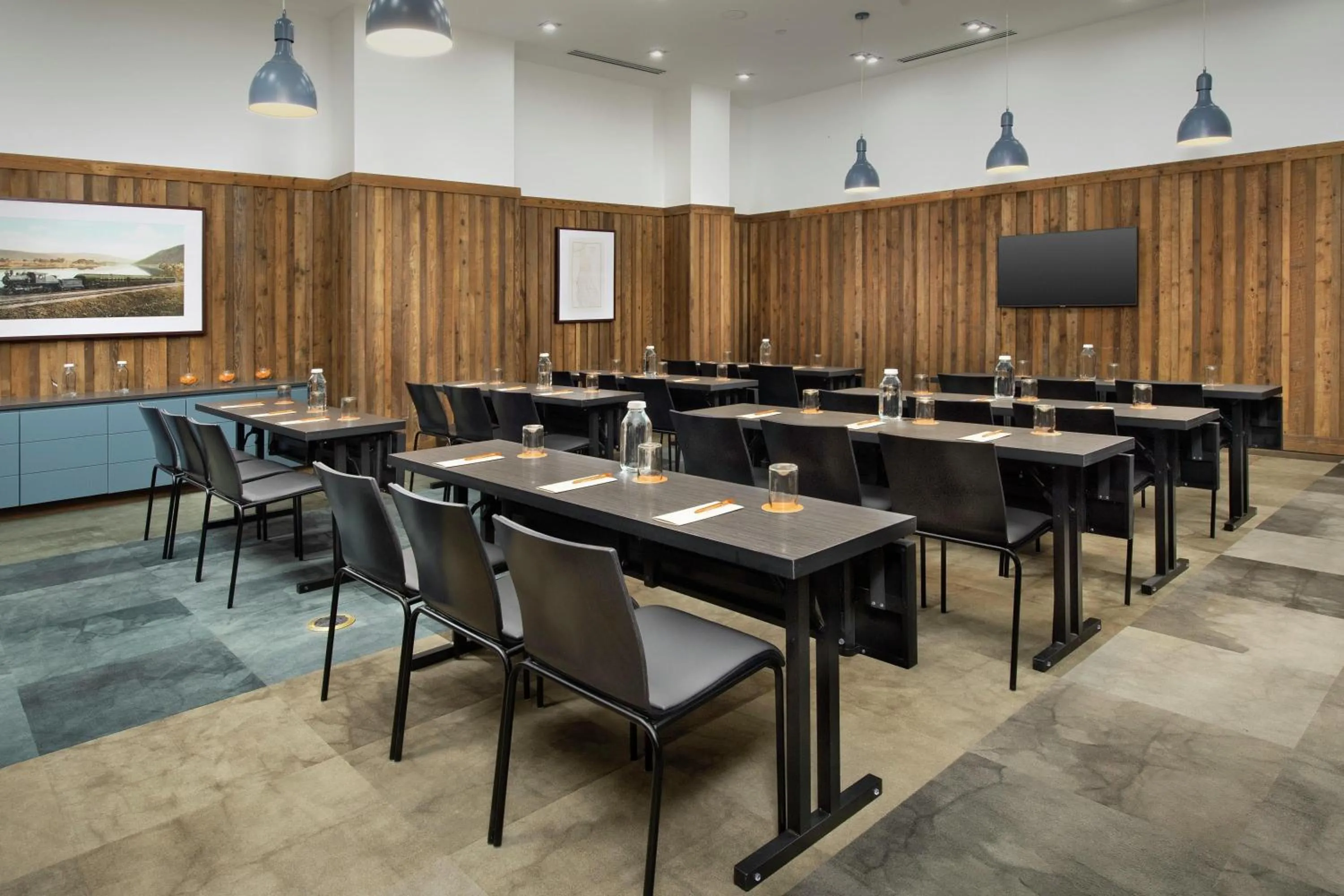 Meeting/conference room in Canopy By Hilton Ithaca Downtown